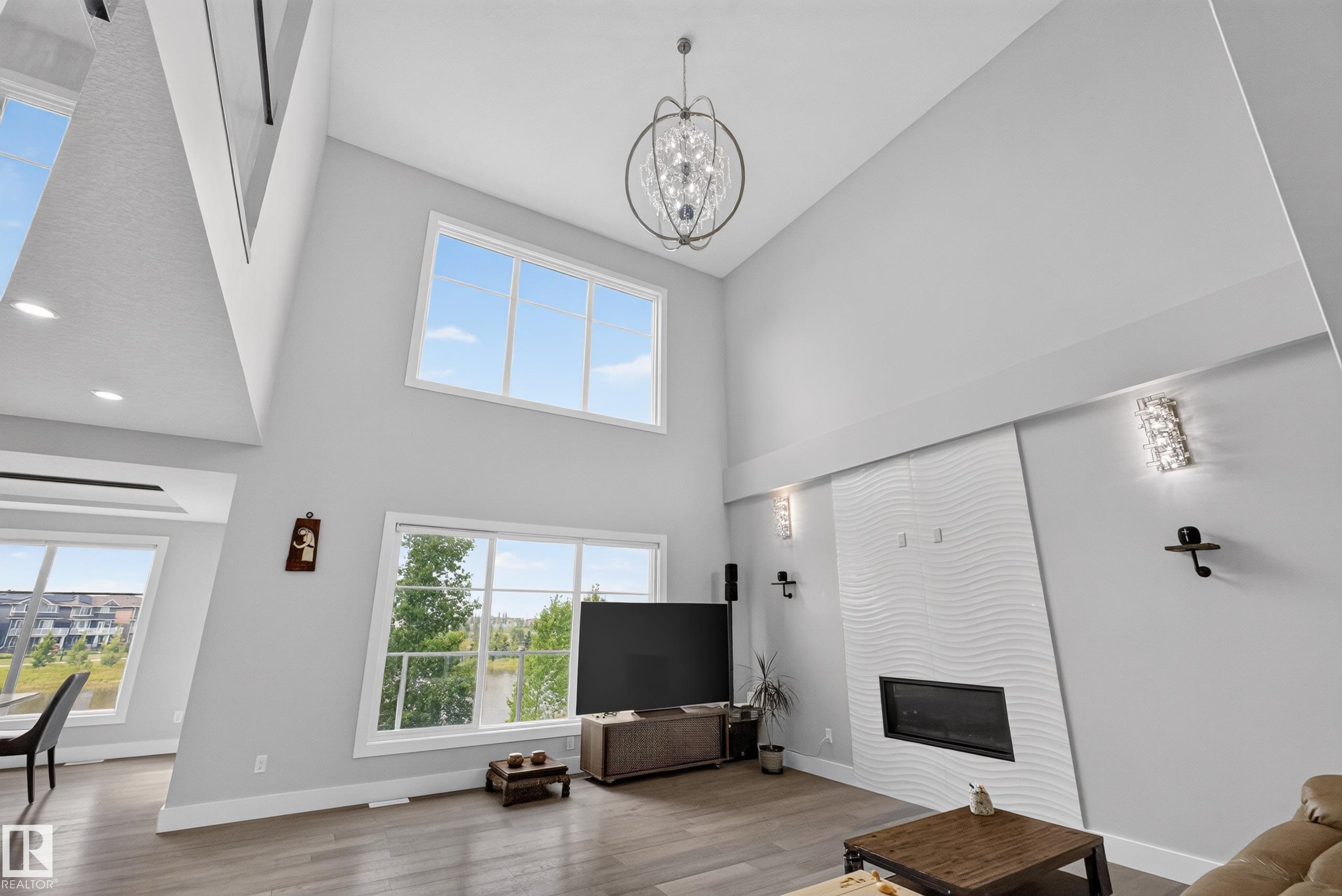 Photo 20 at 21912 80 Avenue NW, Rosenthal, Edmonton