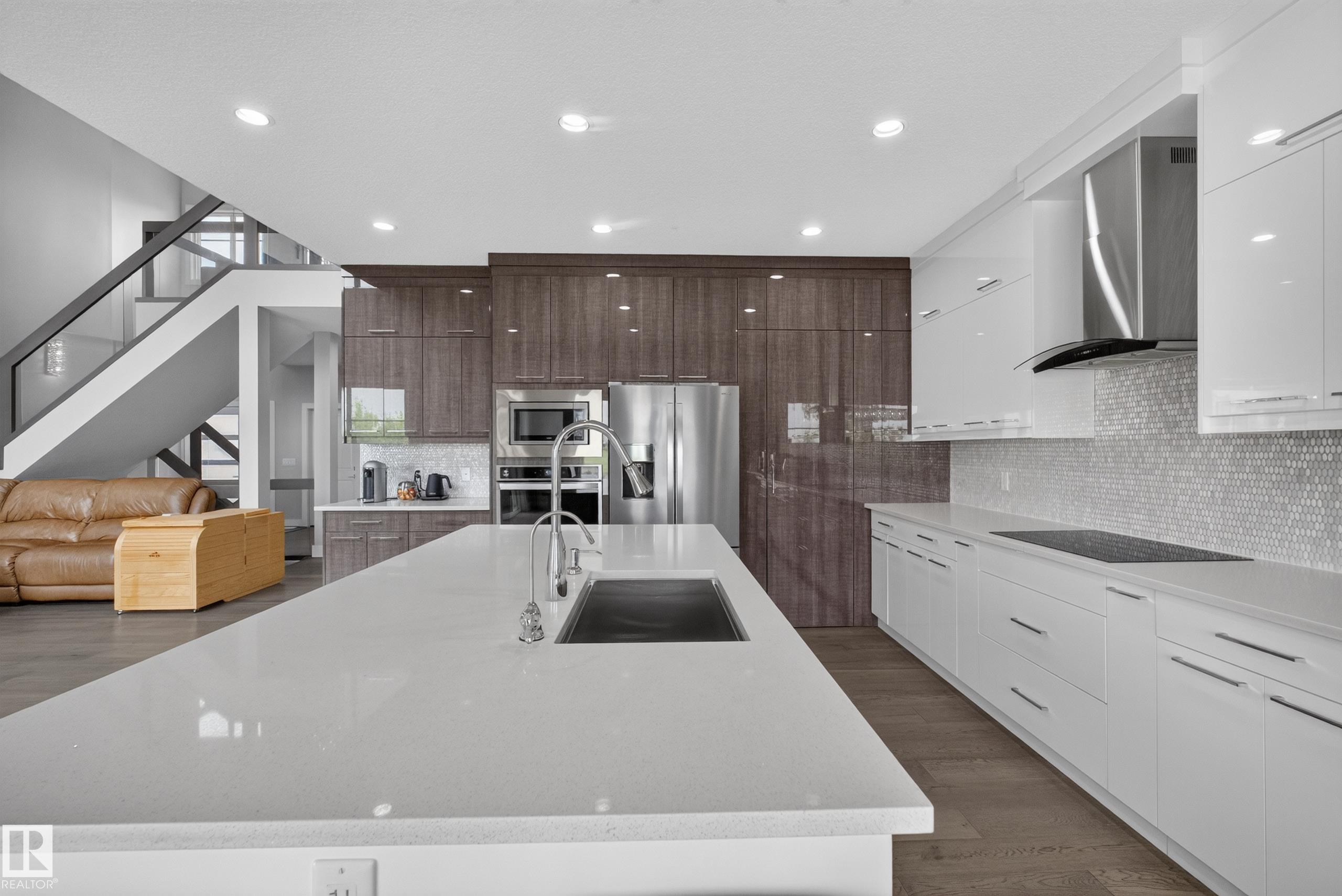 Photo 23 at 21912 80 Avenue NW, Rosenthal, Edmonton
