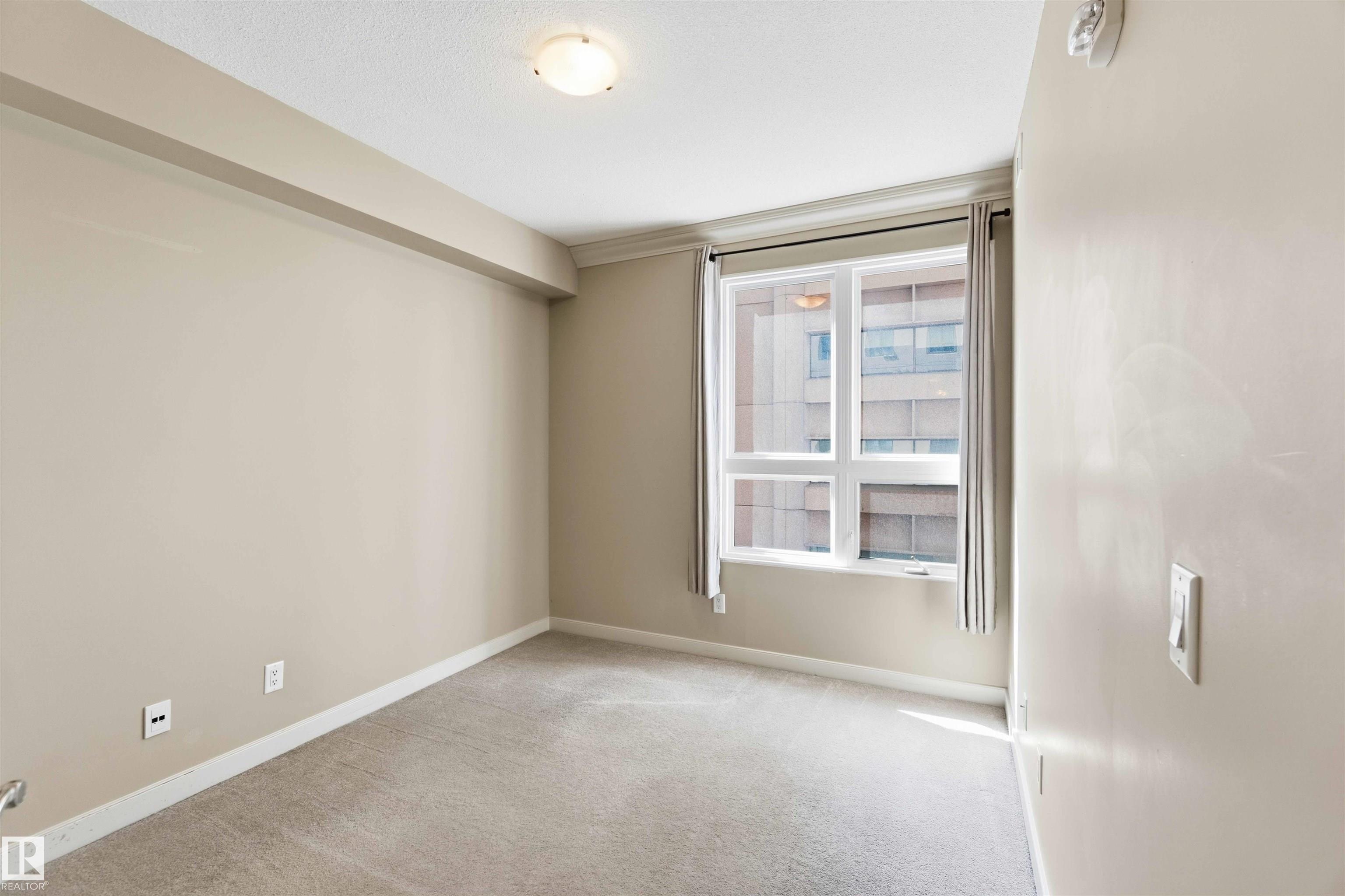 https://zimg.paragon.ice.com/ParagonImages/Property/PM/RAE/225412792/13/0/0/41e8b06c088908175929d667834c9991/1/11d681f25c5261beb2968f0cdfcd5f9b/225412792-80124581-028f-44c7-8af8-aec04d2022ce.JPG