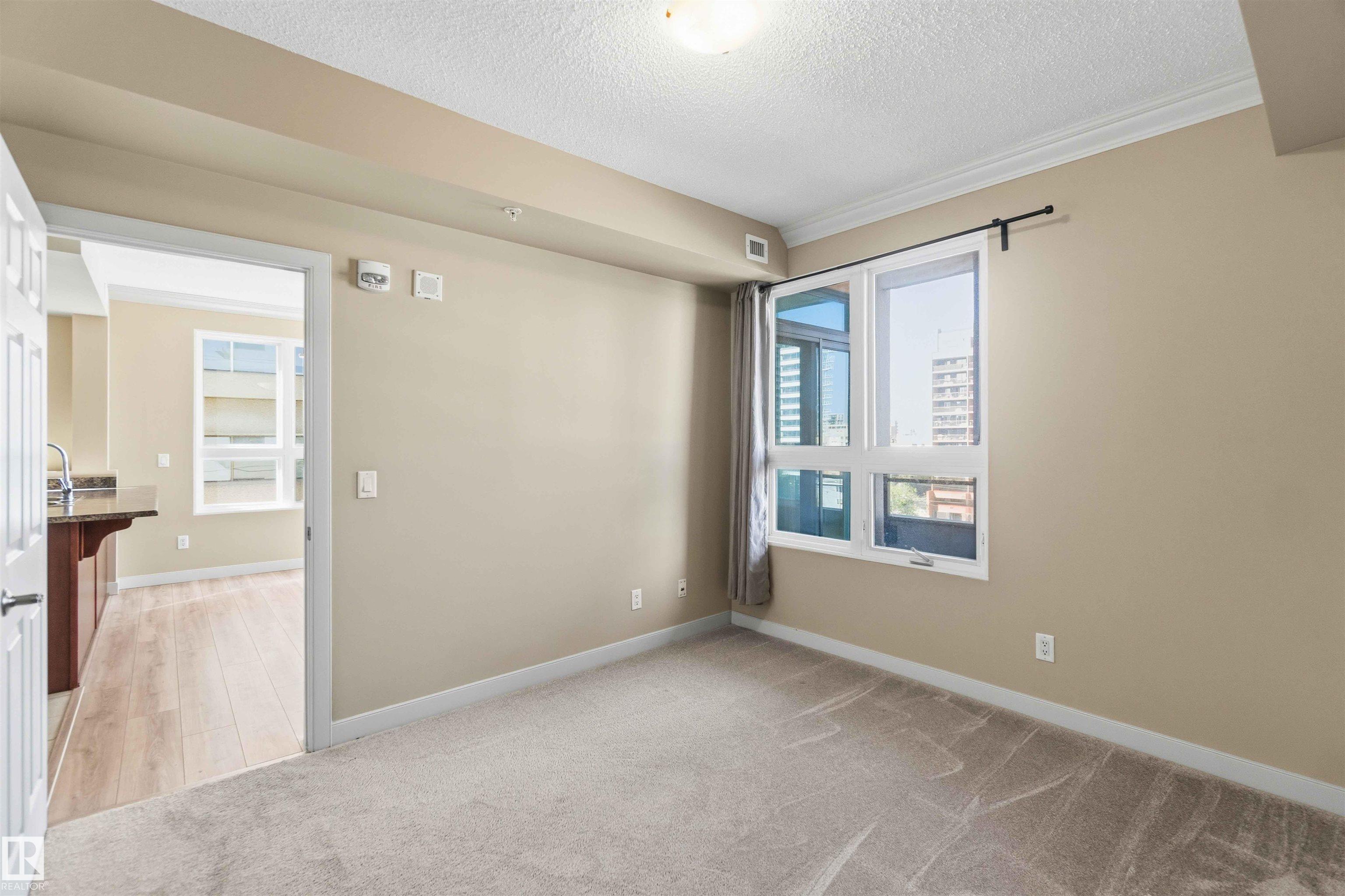 https://zimg.paragon.ice.com/ParagonImages/Property/PM/RAE/225412792/28/0/0/0214811fcadda9458c3a2088925c8a1e/1/11d681f25c5261beb2968f0cdfcd5f9b/225412792-52608a73-8ee7-4019-a206-23fd9f6e2732.JPG