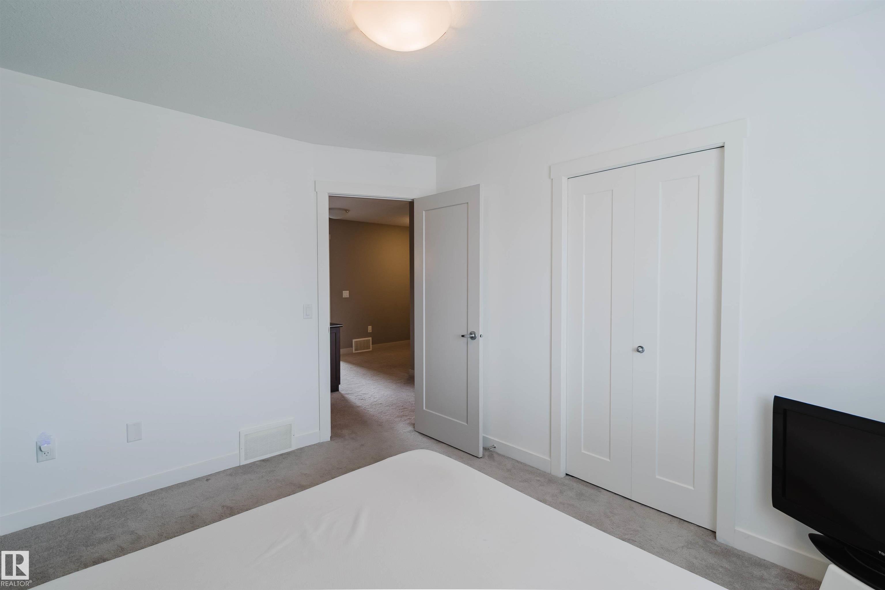 Photo 32 at 6717 Elston Lane NW, Edgemont, Edmonton