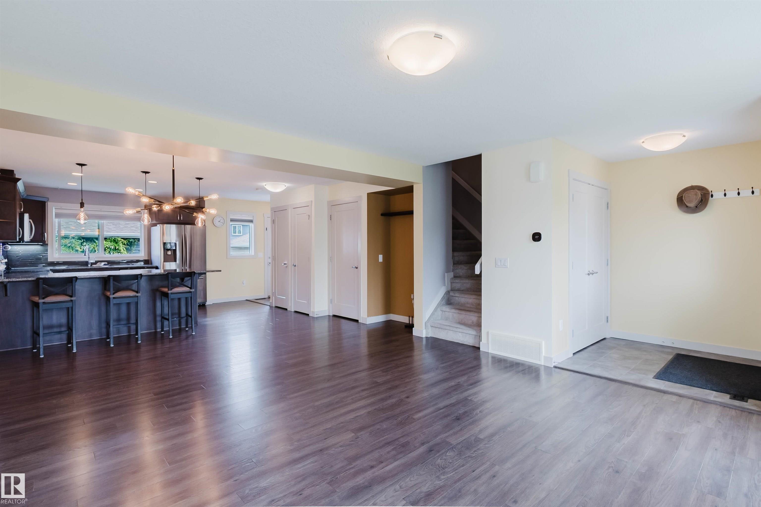 6717 Elston Lane NW, Edgemont, Edmonton
