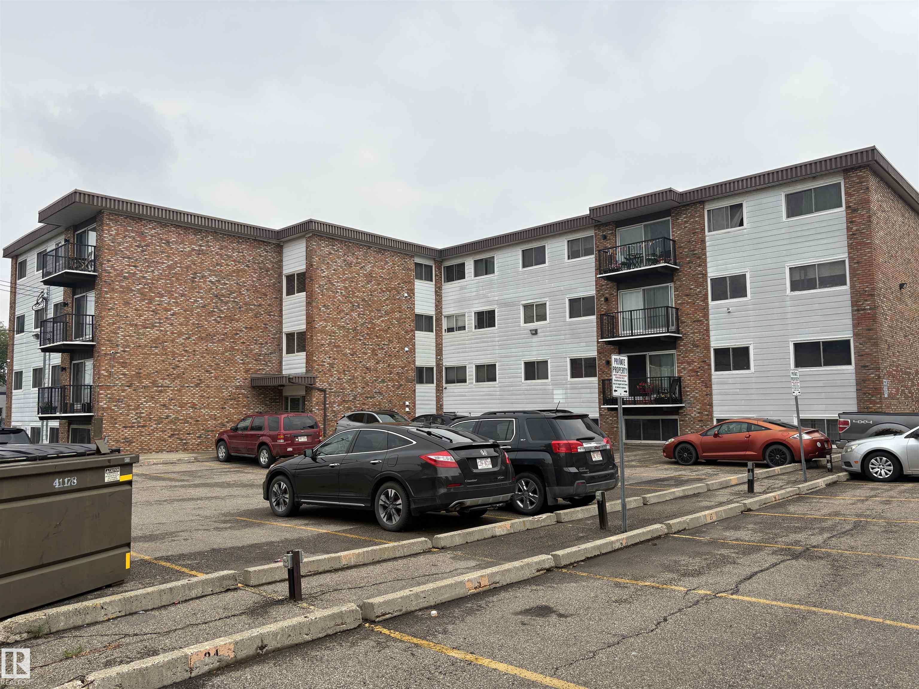 Photo 21 at 301 - 10320 113 Street NW, Wîhkwêntôwin, Edmonton