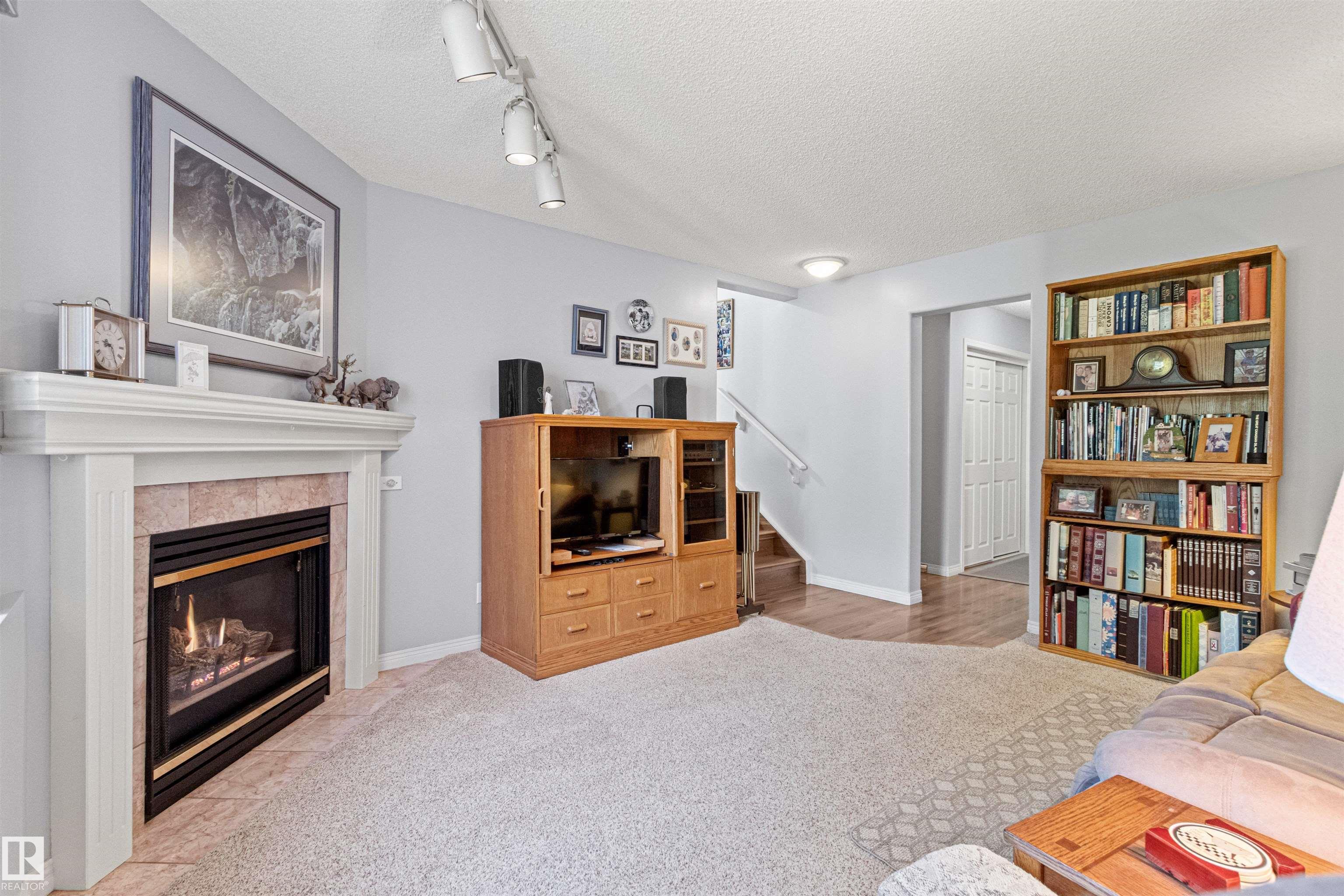 Photo 17 at 12 - 64 Blackburn Drive W SW, Blackburne, Edmonton