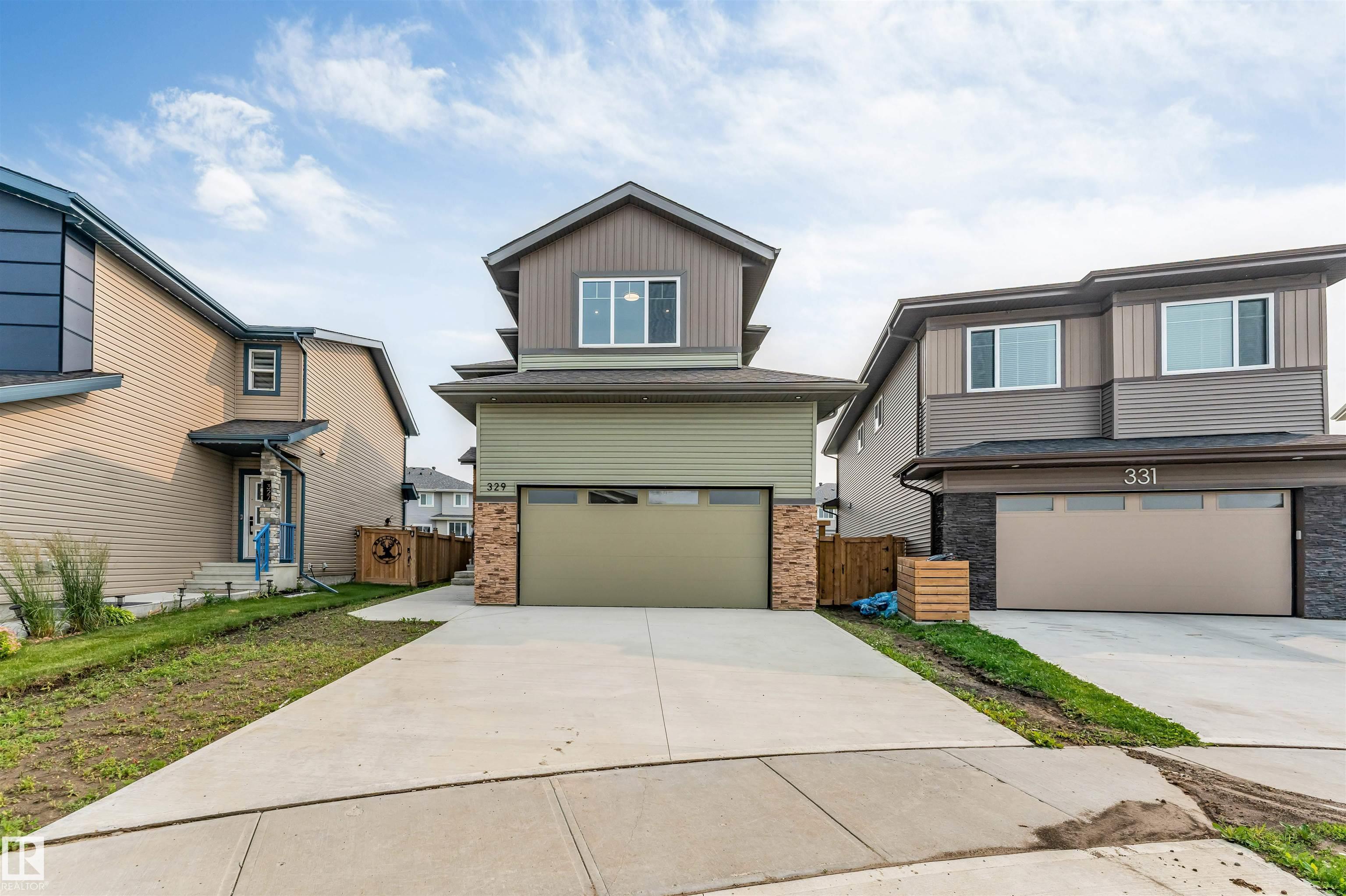 329 Balsam Link, Woodbend, Leduc