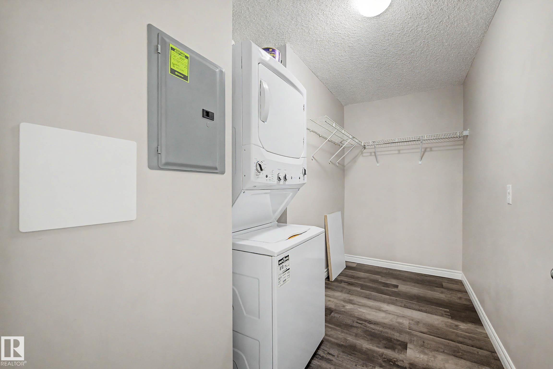 https://zimg.paragon.ice.com/ParagonImages/Property/PM/RAE/225412859/28/0/0/1824983f4e860115c6089ed02f8e8d9f/1/3a90c88bbf856591ee8707b083f435f2/225412859-f1f0e0b6-fe28-4100-aadd-c314dae45088.JPG