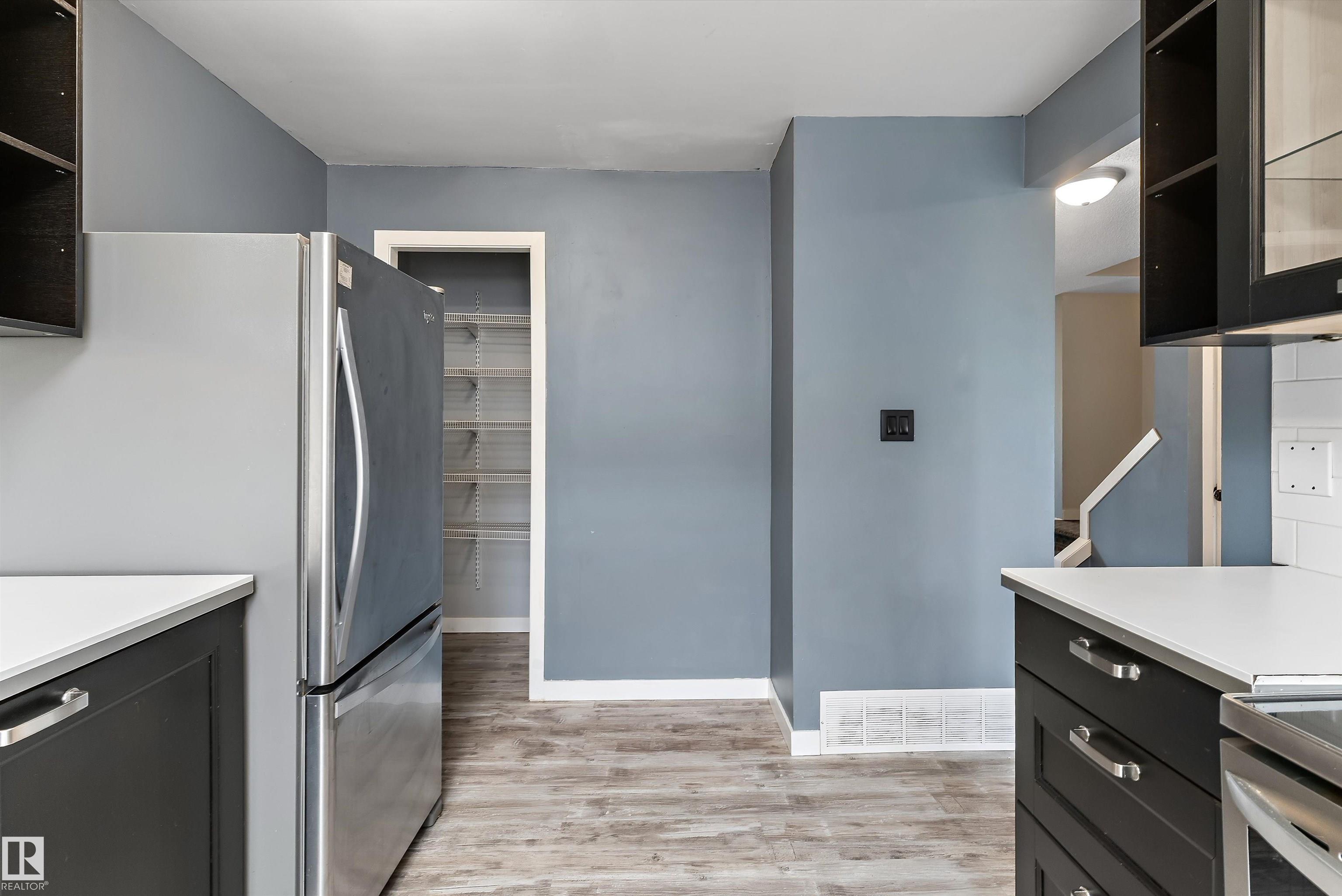 Photo 16 at 10930 Beaumaris Road NW, Lorelei, Edmonton