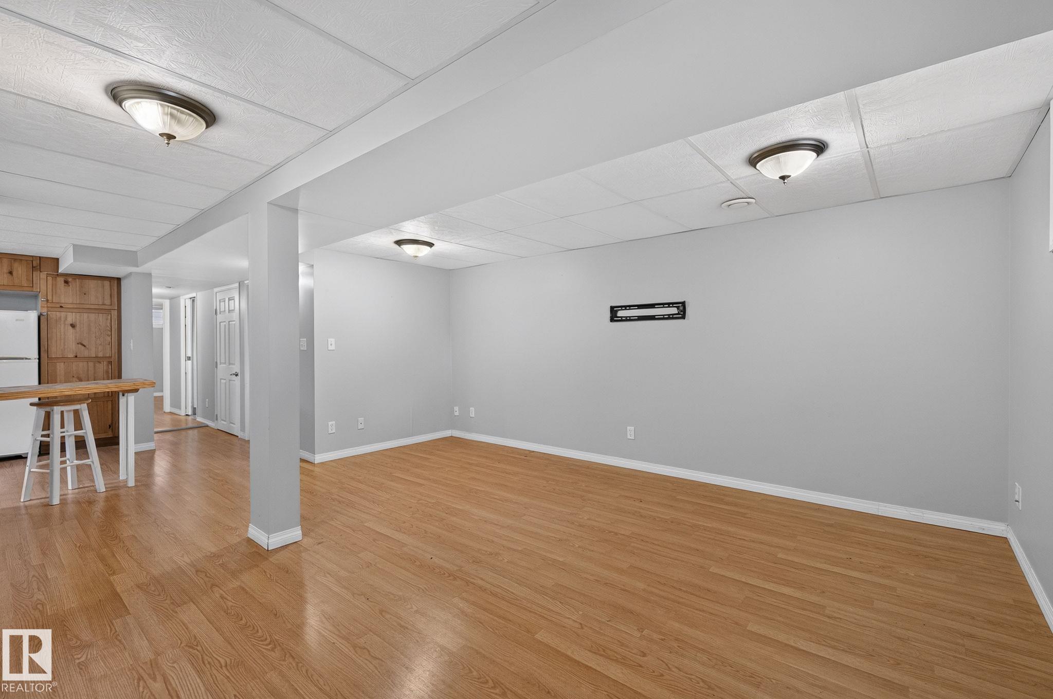 https://zimg.paragon.ice.com/ParagonImages/Property/PM/RAE/225412899/38/0/0/787161da6e0126ac3cf63ee6873ec2a9/1/218d4a41ef1de0e4fdcd1c8096fff573/225412899-f7be4732-5588-4215-b0eb-f84f0ad94bce.JPG
