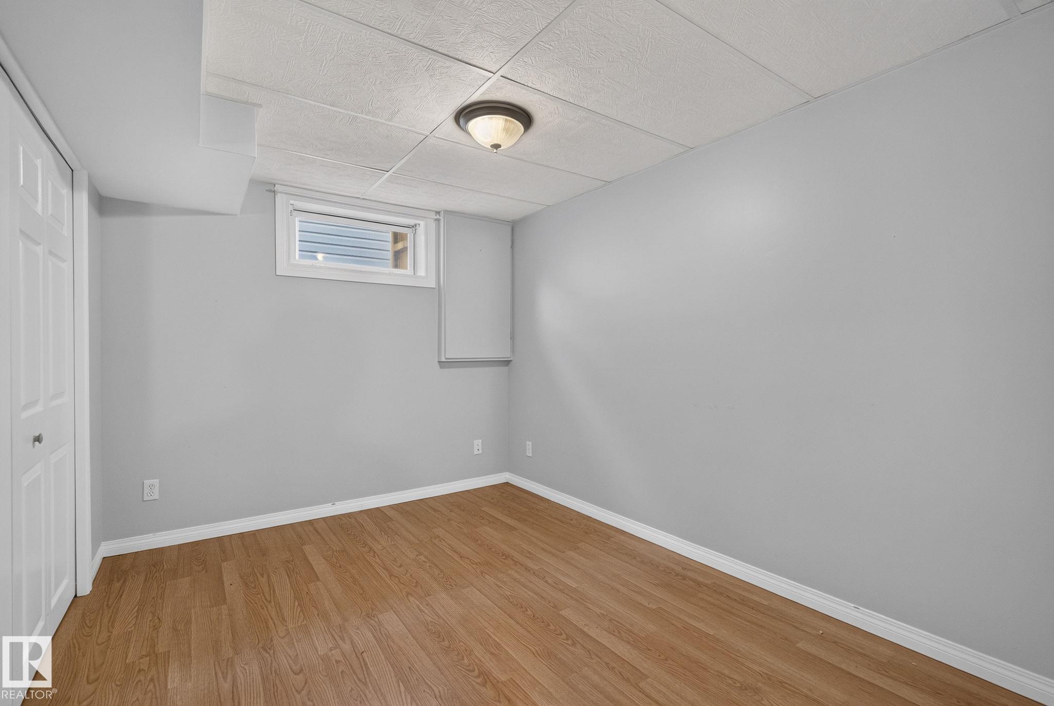 https://zimg.paragon.ice.com/ParagonImages/Property/PM/RAE/225412899/51/0/0/79168c8d2c9fc775549c2a4d5d83fcf0/1/218d4a41ef1de0e4fdcd1c8096fff573/225412899-eb0885a8-24eb-44a9-976b-347103374fb4.JPG