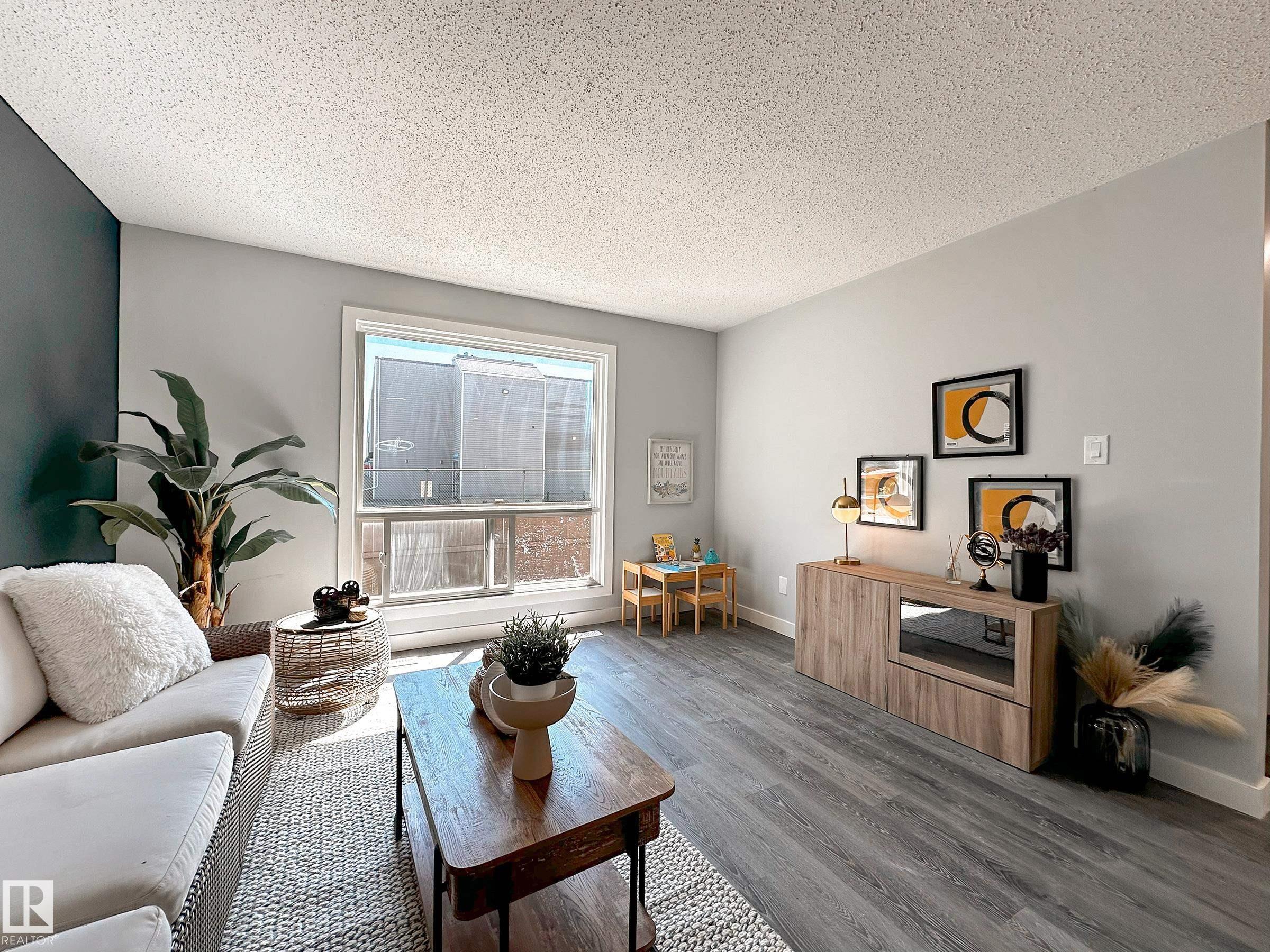 Photo 18 at 862 Erin Place NW, Thorncliffe, Edmonton
