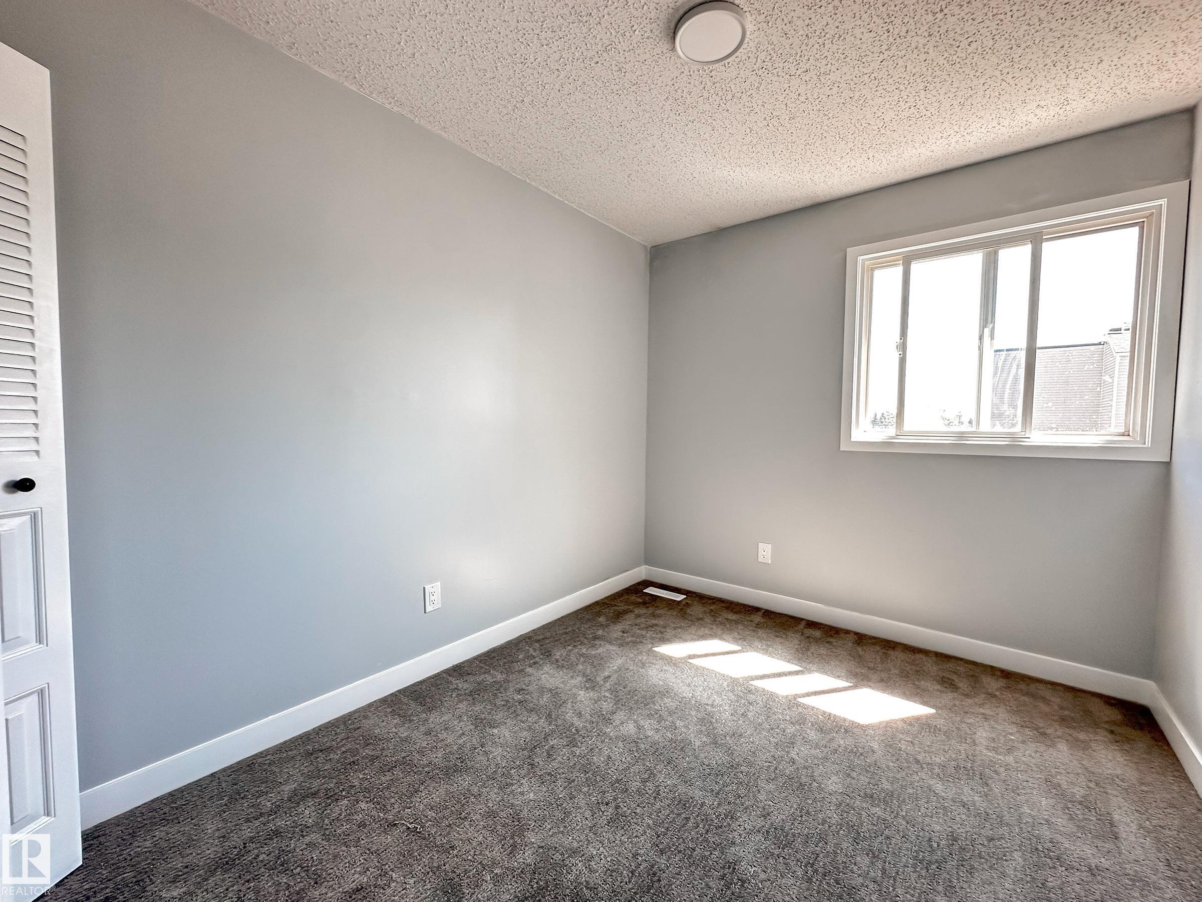 Photo 26 at 862 Erin Place NW, Thorncliffe, Edmonton