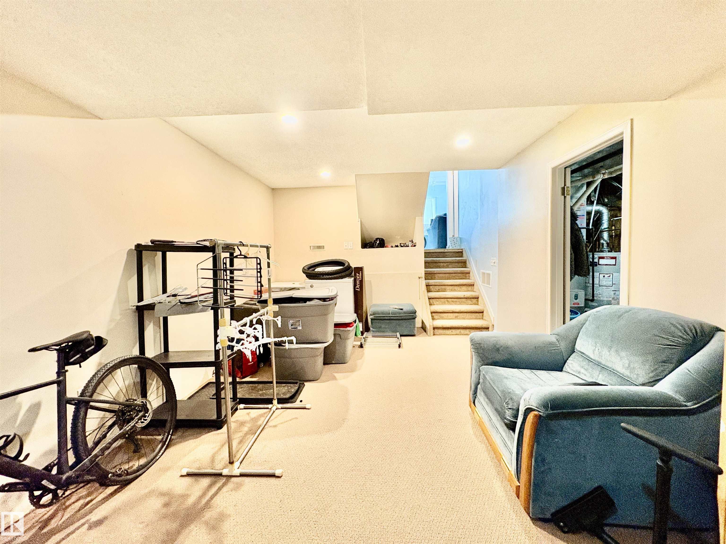 Photo 25 at 325 Kline Crescent NW, Kiniski Gardens, Edmonton