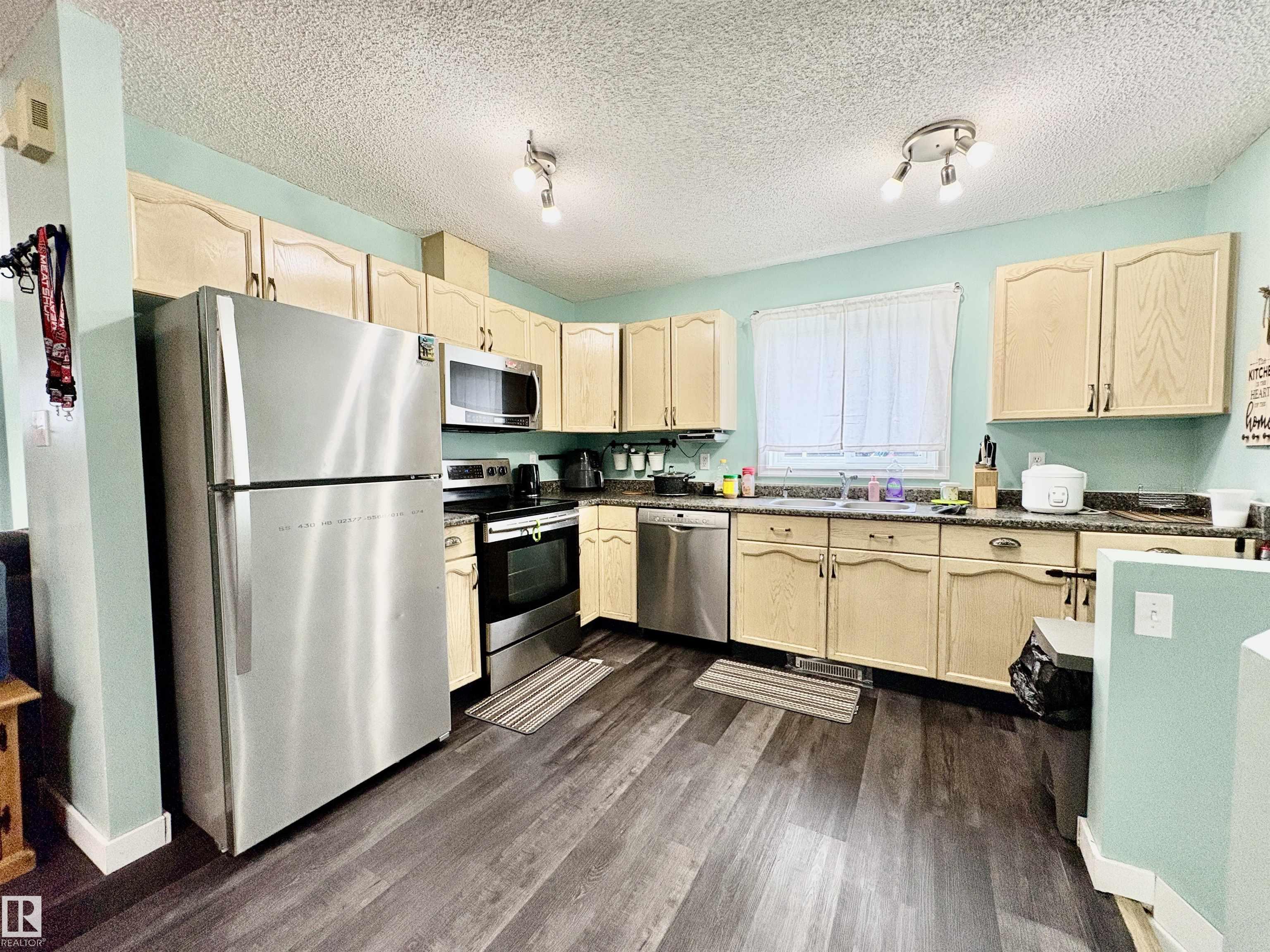 325 Kline Crescent NW, Kiniski Gardens, Edmonton