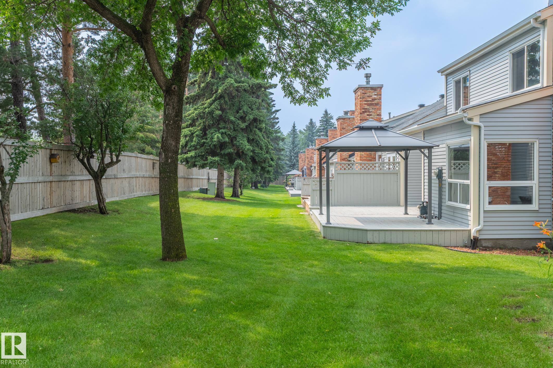 Photo 63 at 33 Whiteoaks Estates, Woodlands, St. Albert