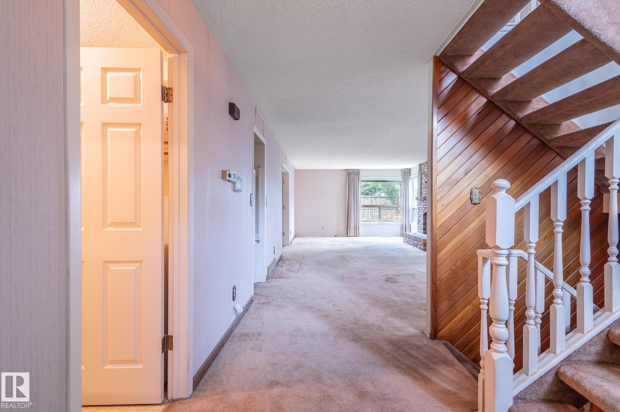 Photo 8 at 33 Whiteoaks Estates, Woodlands, St. Albert