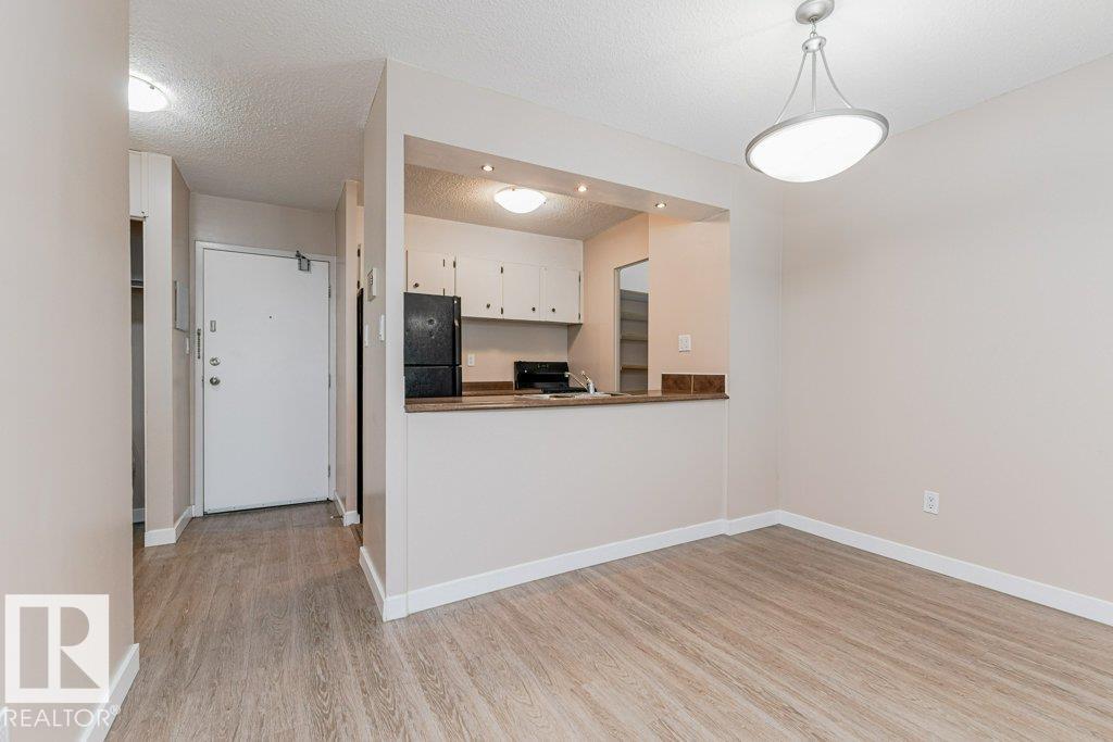 Photo 15 at 327 - 10160 114 Street NW, Wîhkwêntôwin, Edmonton