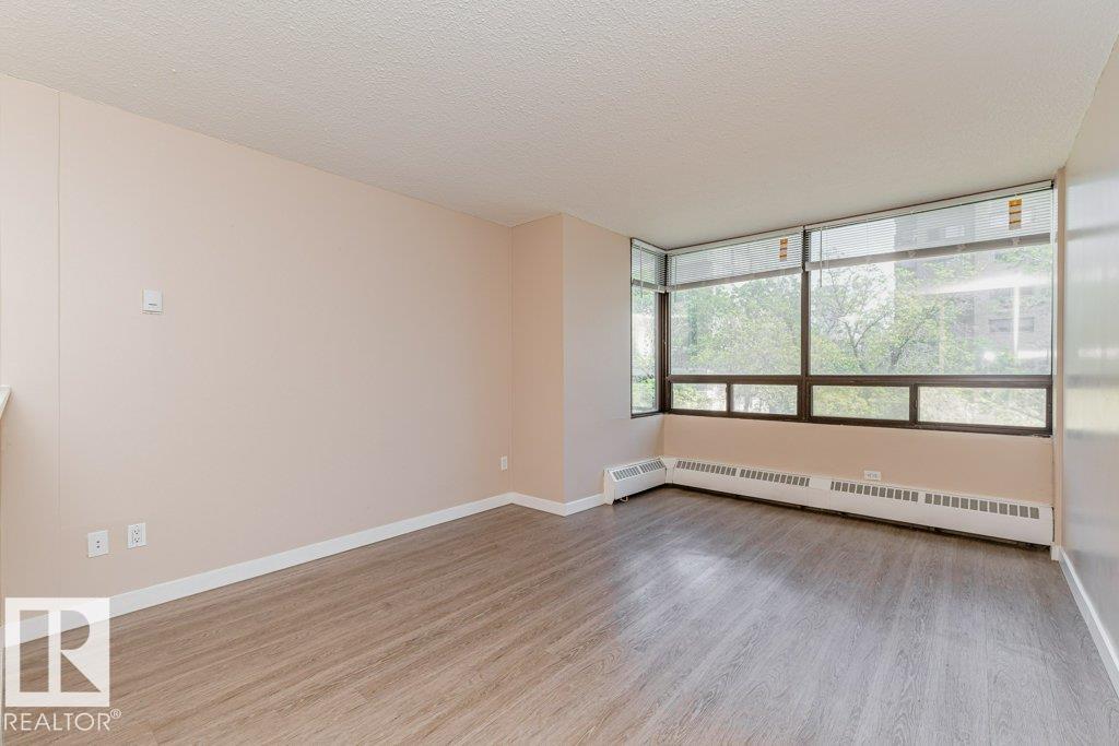 Photo 16 at 327 - 10160 114 Street NW, Wîhkwêntôwin, Edmonton