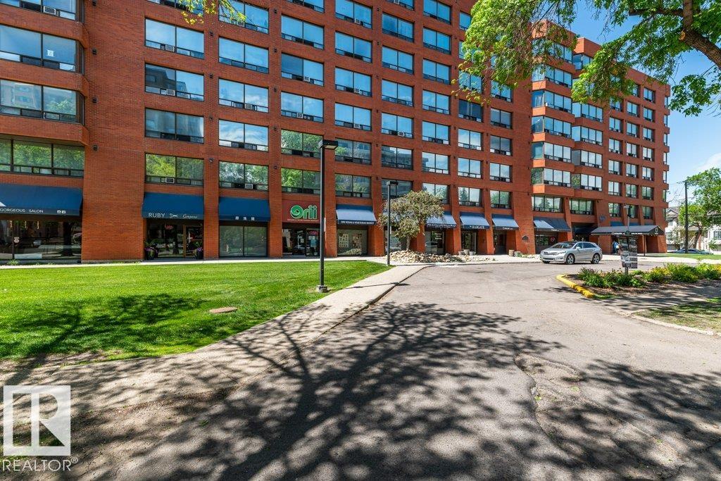 327 - 10160 114 Street NW, Wîhkwêntôwin, Edmonton