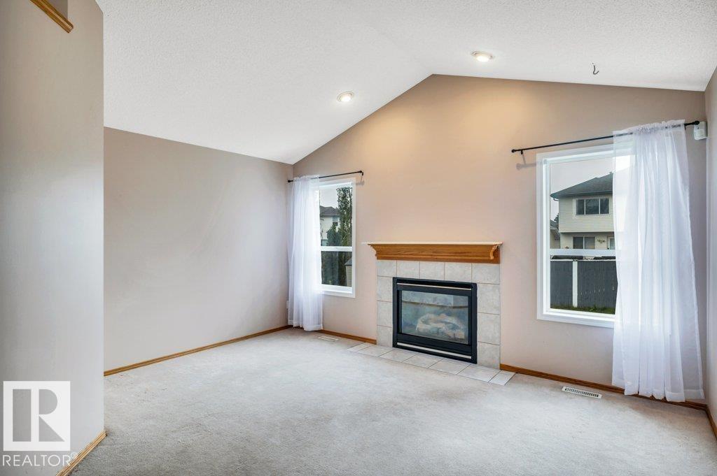 https://zimg.paragon.ice.com/ParagonImages/Property/PM/RAE/225412985/15/0/0/848653a8924b5fb1227c145a830ce185/1/b236a9102c70628765e59e42c95df123/225412985-4feb2b3d-f0df-402b-895f-78b2aba85657.JPG