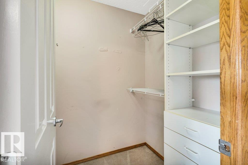 https://zimg.paragon.ice.com/ParagonImages/Property/PM/RAE/225412985/27/0/0/76b40bcc6a7972081aa3290b9900b883/1/b236a9102c70628765e59e42c95df123/225412985-41764995-cac9-4304-8c92-b2d842f9ccec.JPG