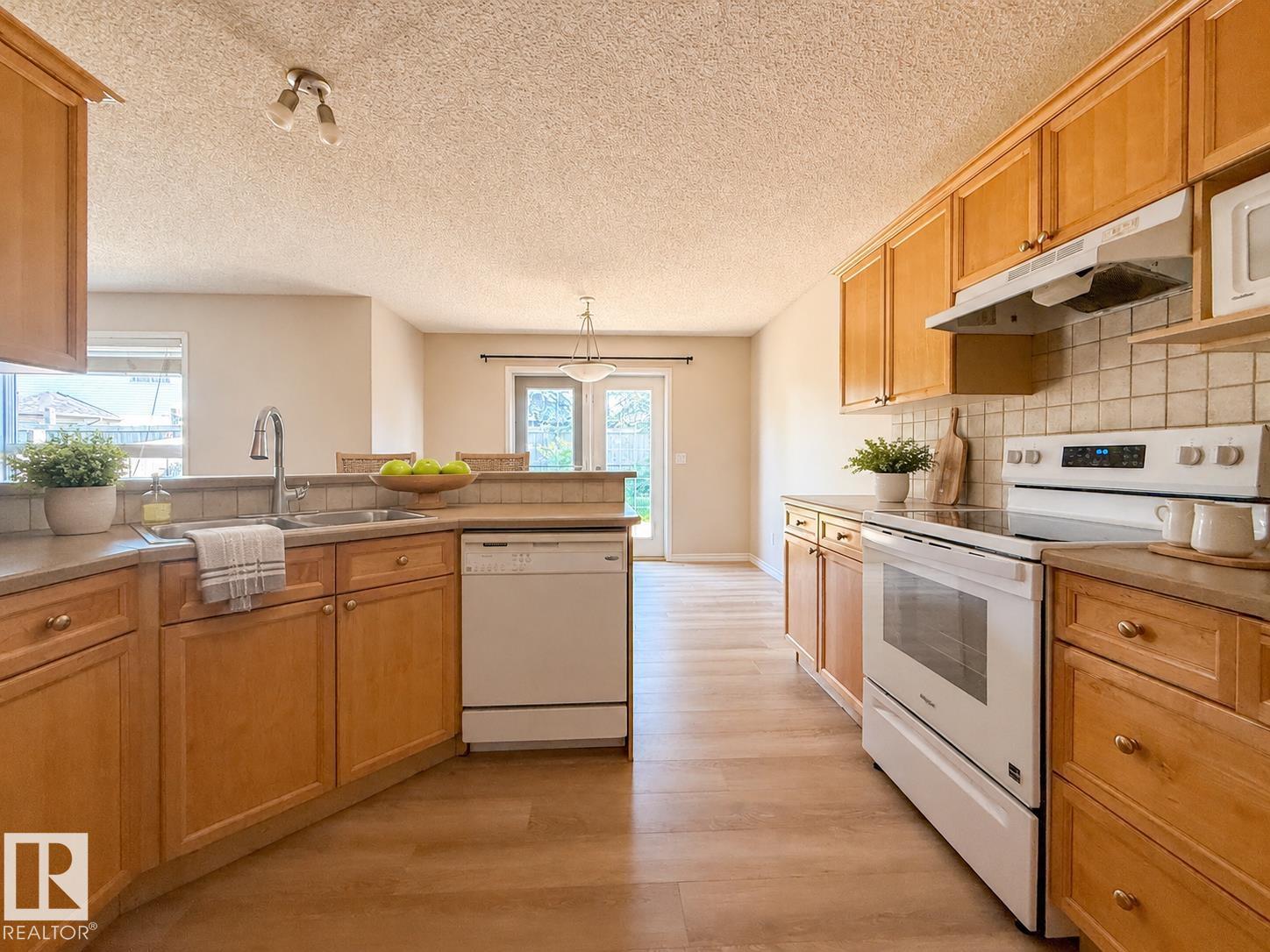 Photo 11 at 976 Rutherford Road SW, Rutherford, Edmonton