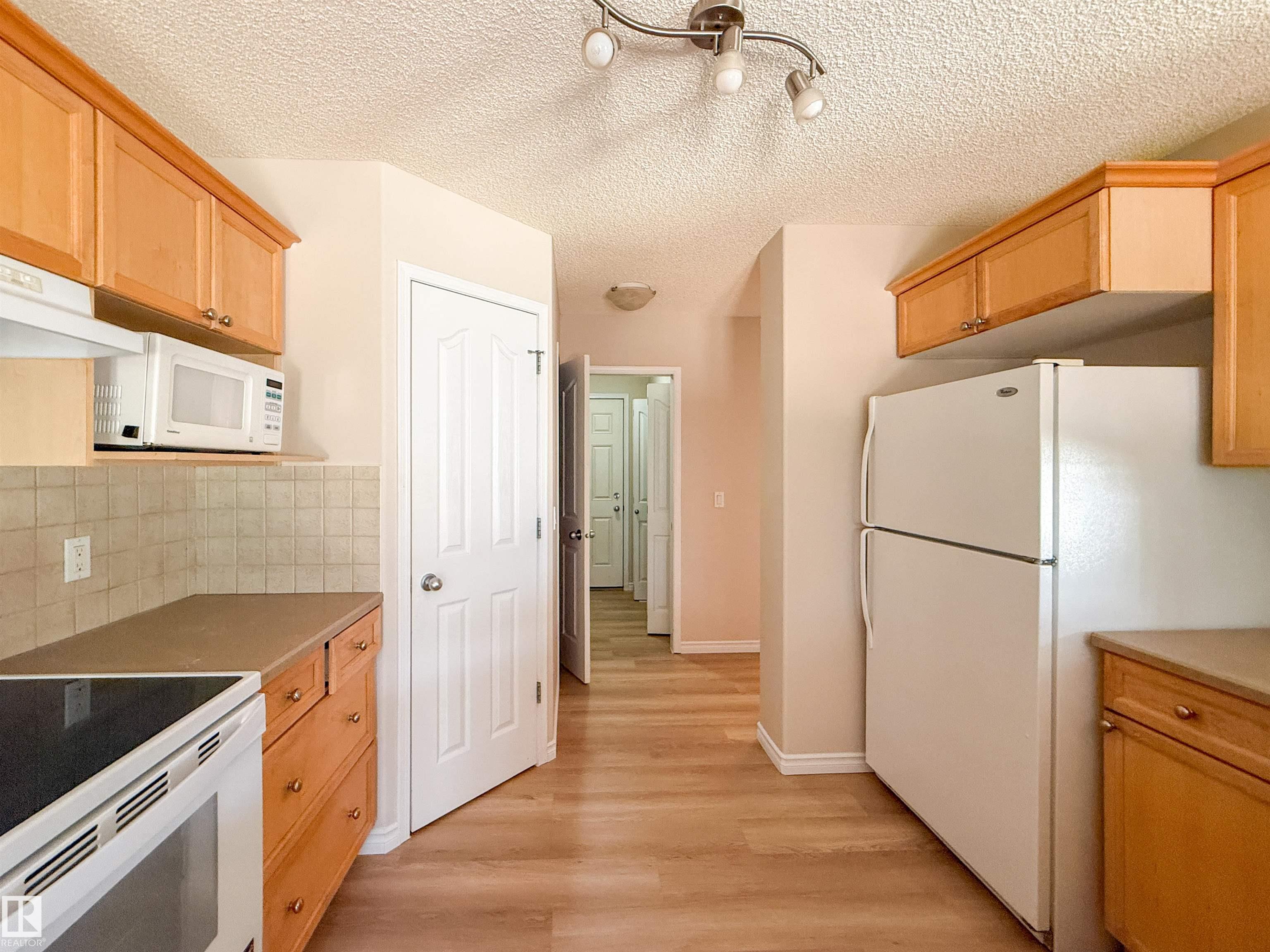Photo 12 at 976 Rutherford Road SW, Rutherford, Edmonton