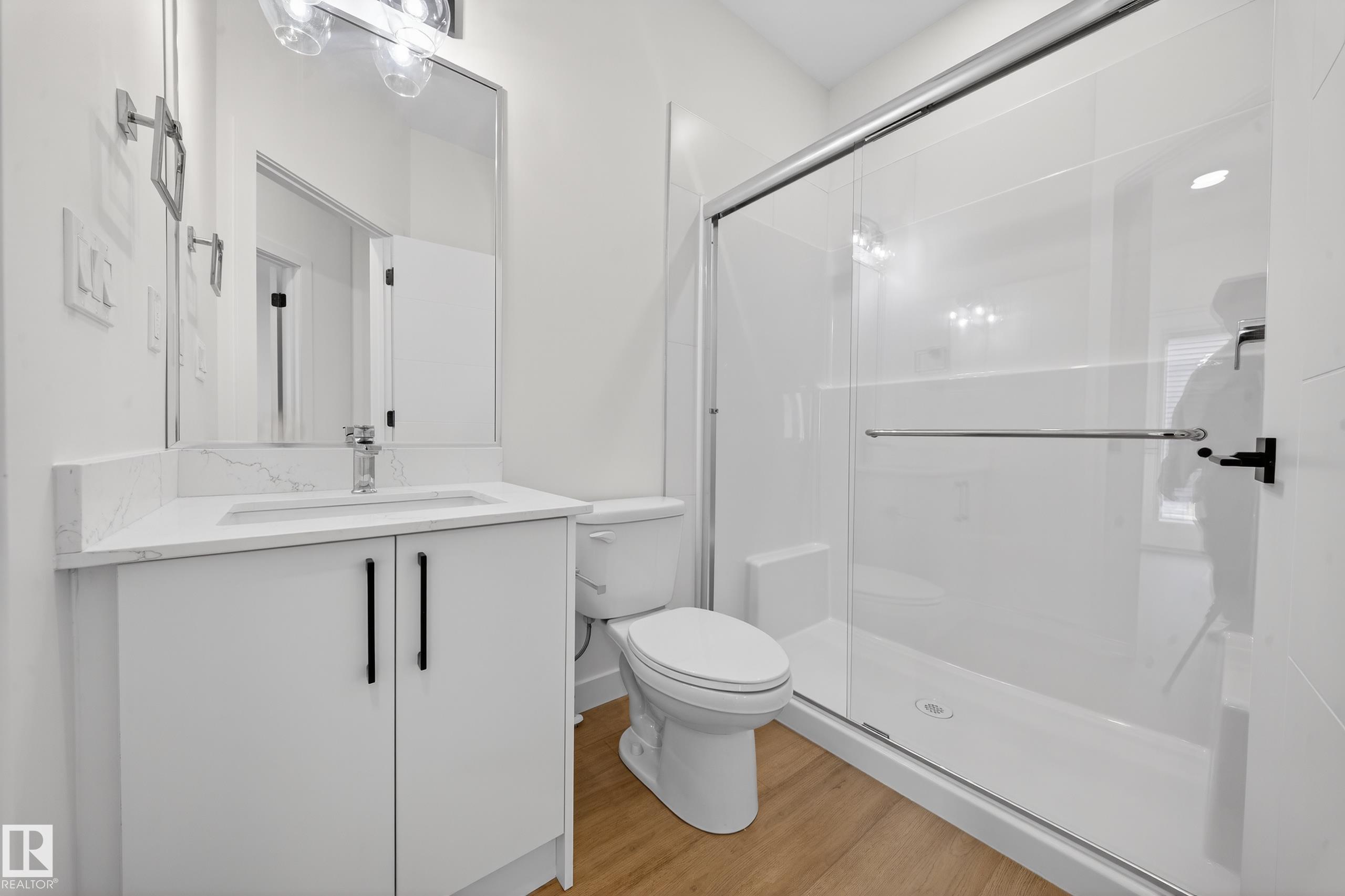 Photo 17 at 3734 Erlanger Drive NW, Edgemont, Edmonton