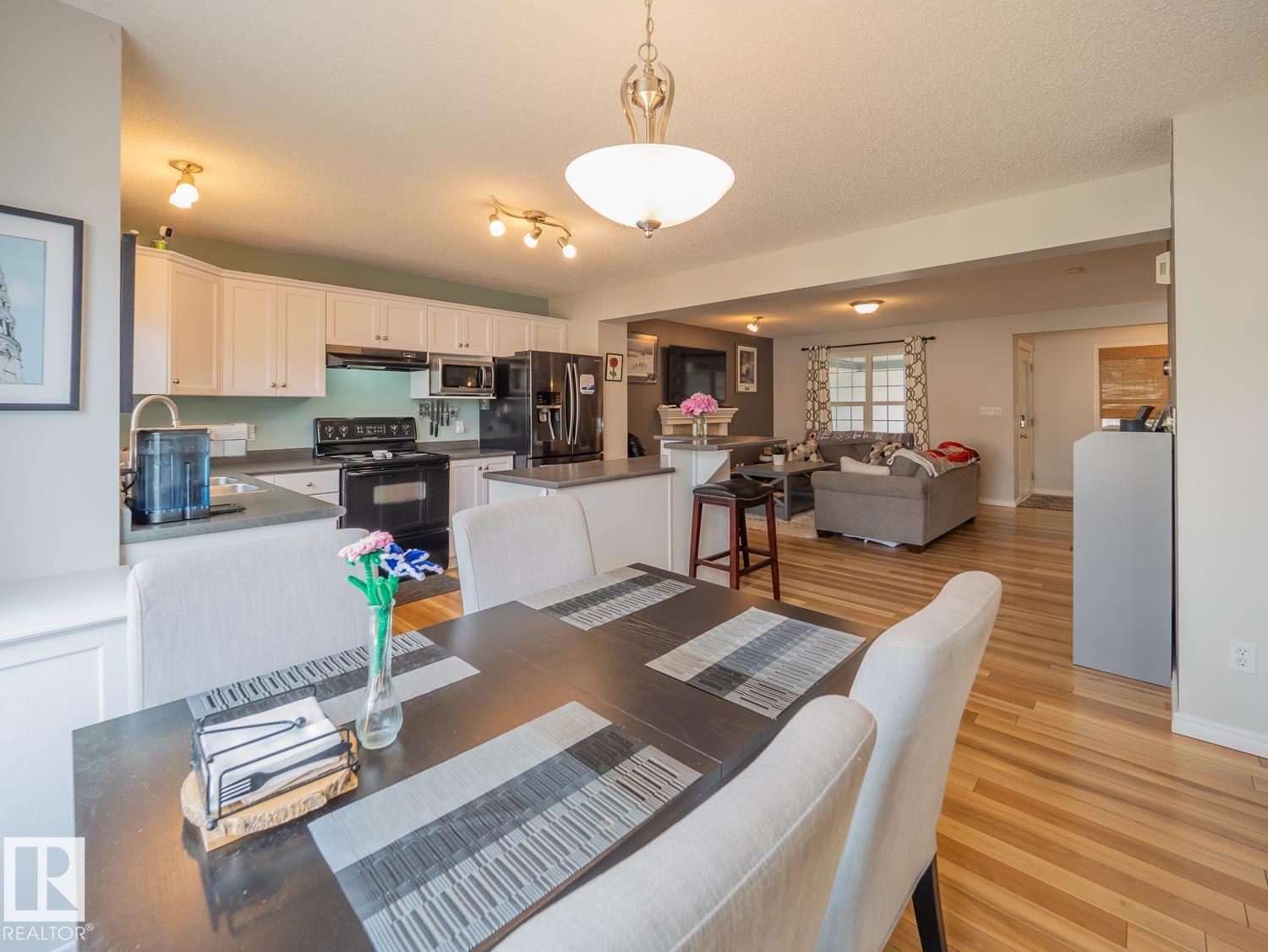 Photo 14 at 12124 17 Avenue SW, Rutherford, Edmonton