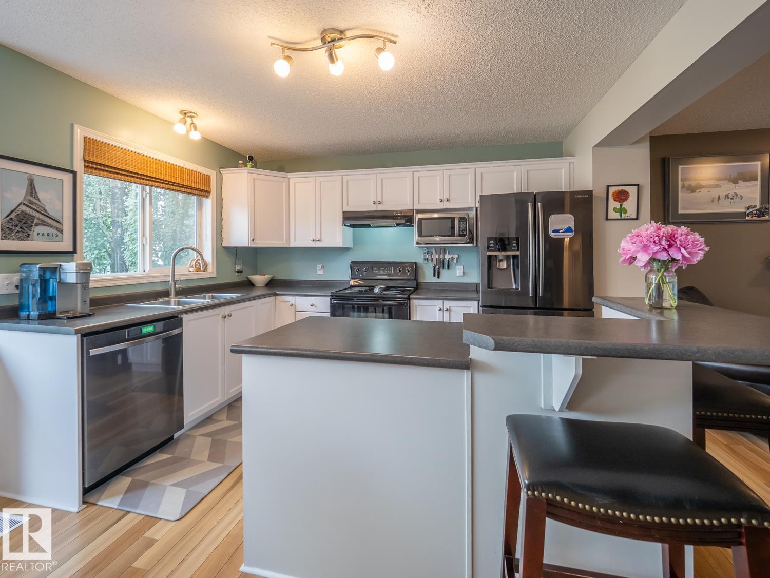 Photo 9 at 12124 17 Avenue SW, Rutherford, Edmonton
