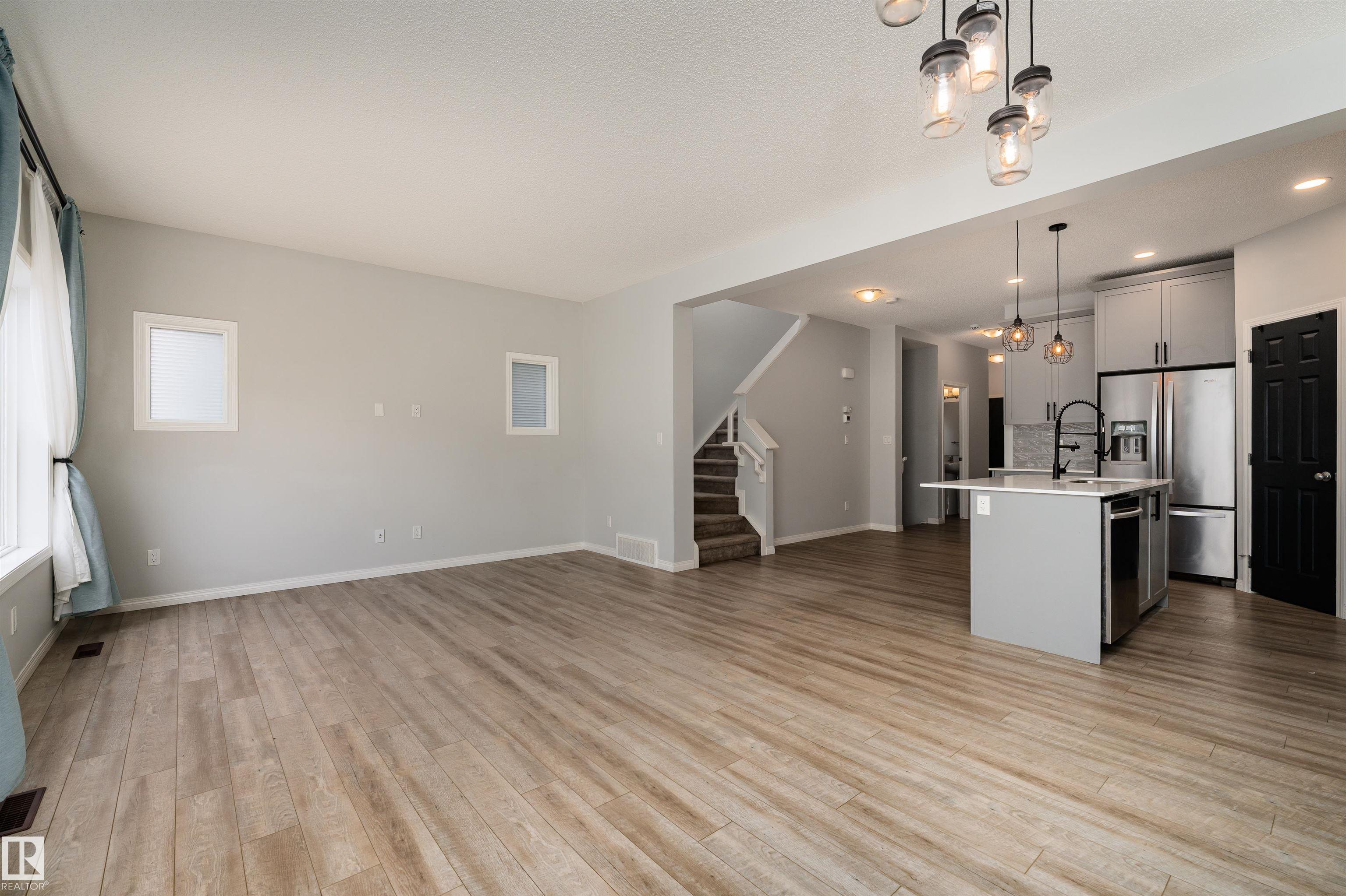 Photo 7 at 6484 King Wynd SW, Keswick, Edmonton