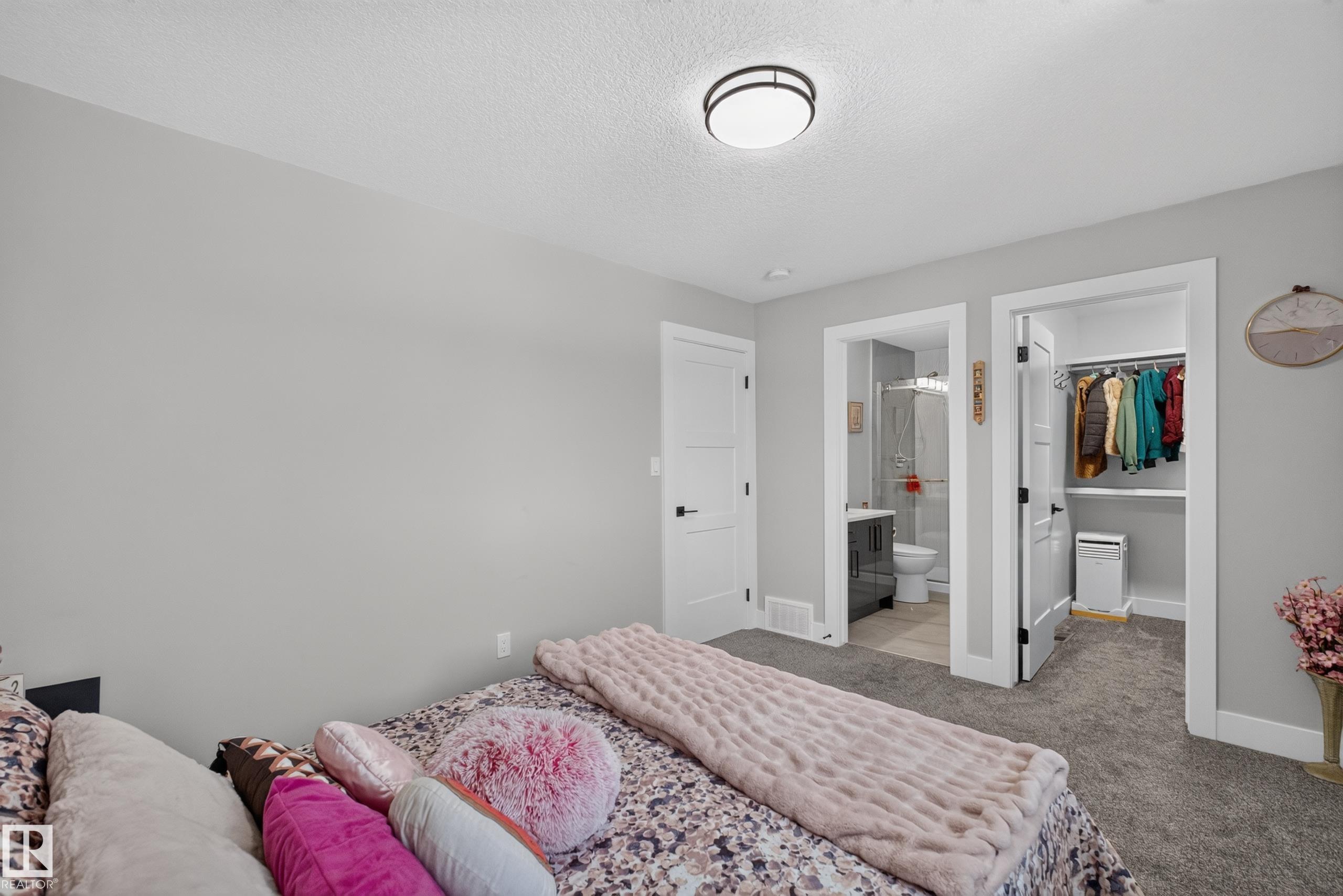 Photo 47 at 4703 41 Street, Forest Heights, Beaumont