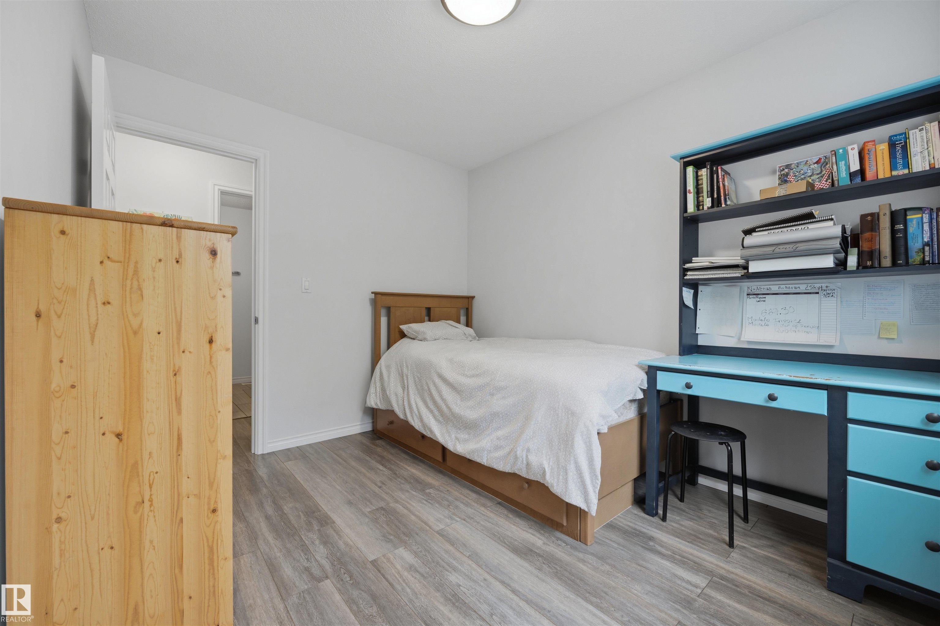 Photo 22 at 11707 150 Avenue NW, Caernarvon, Edmonton