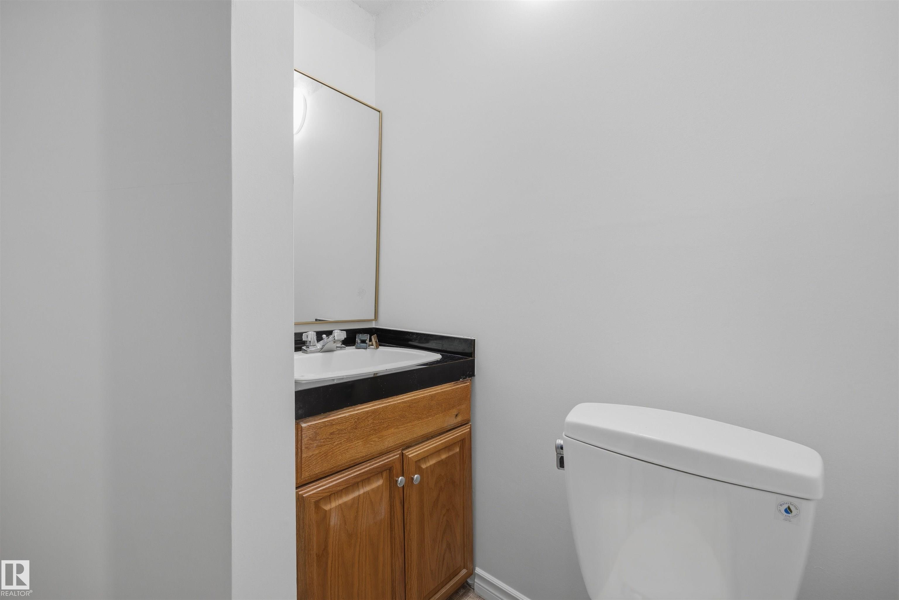 Photo 32 at 11707 150 Avenue NW, Caernarvon, Edmonton