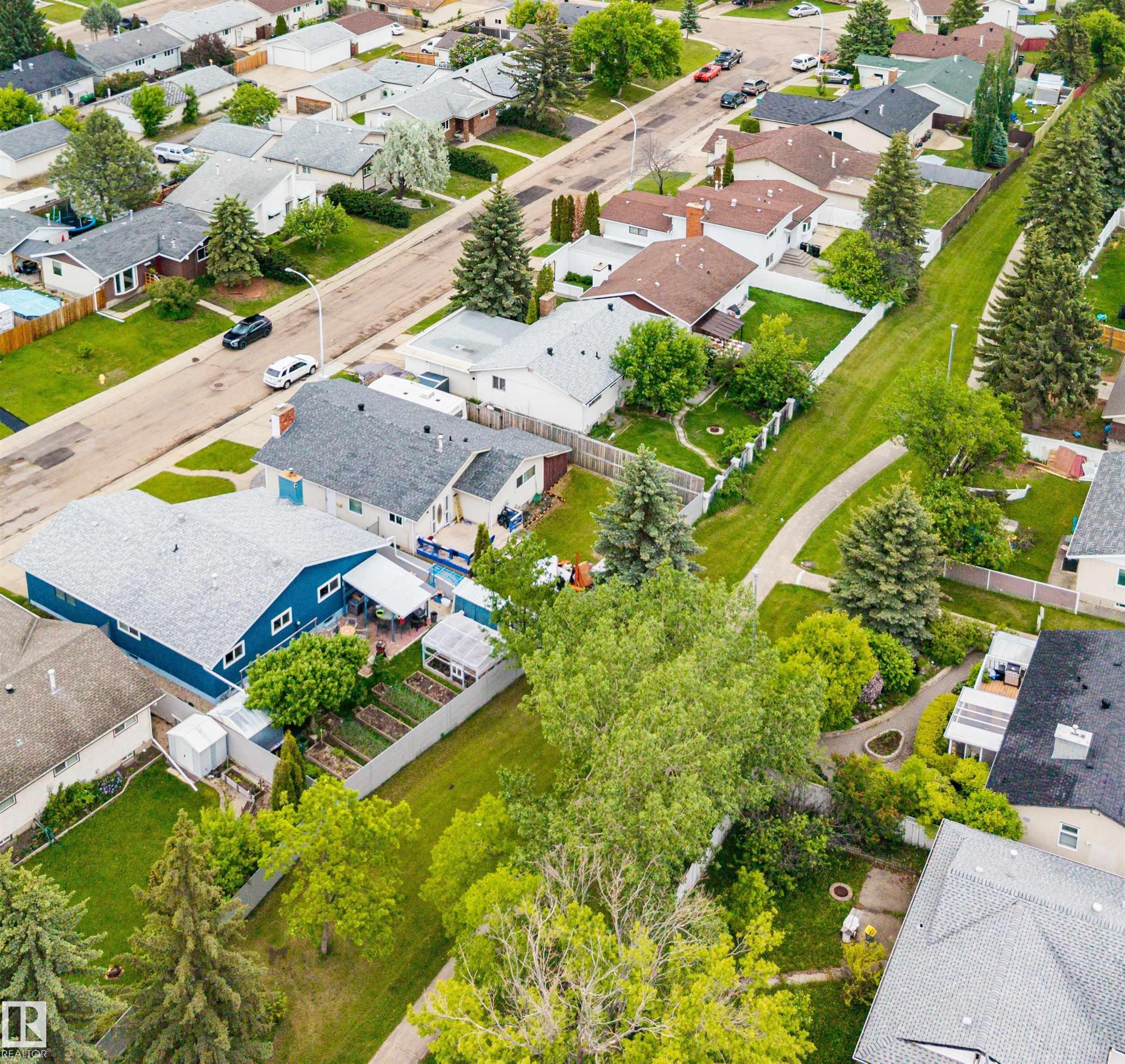 Photo 47 at 11707 150 Avenue NW, Caernarvon, Edmonton