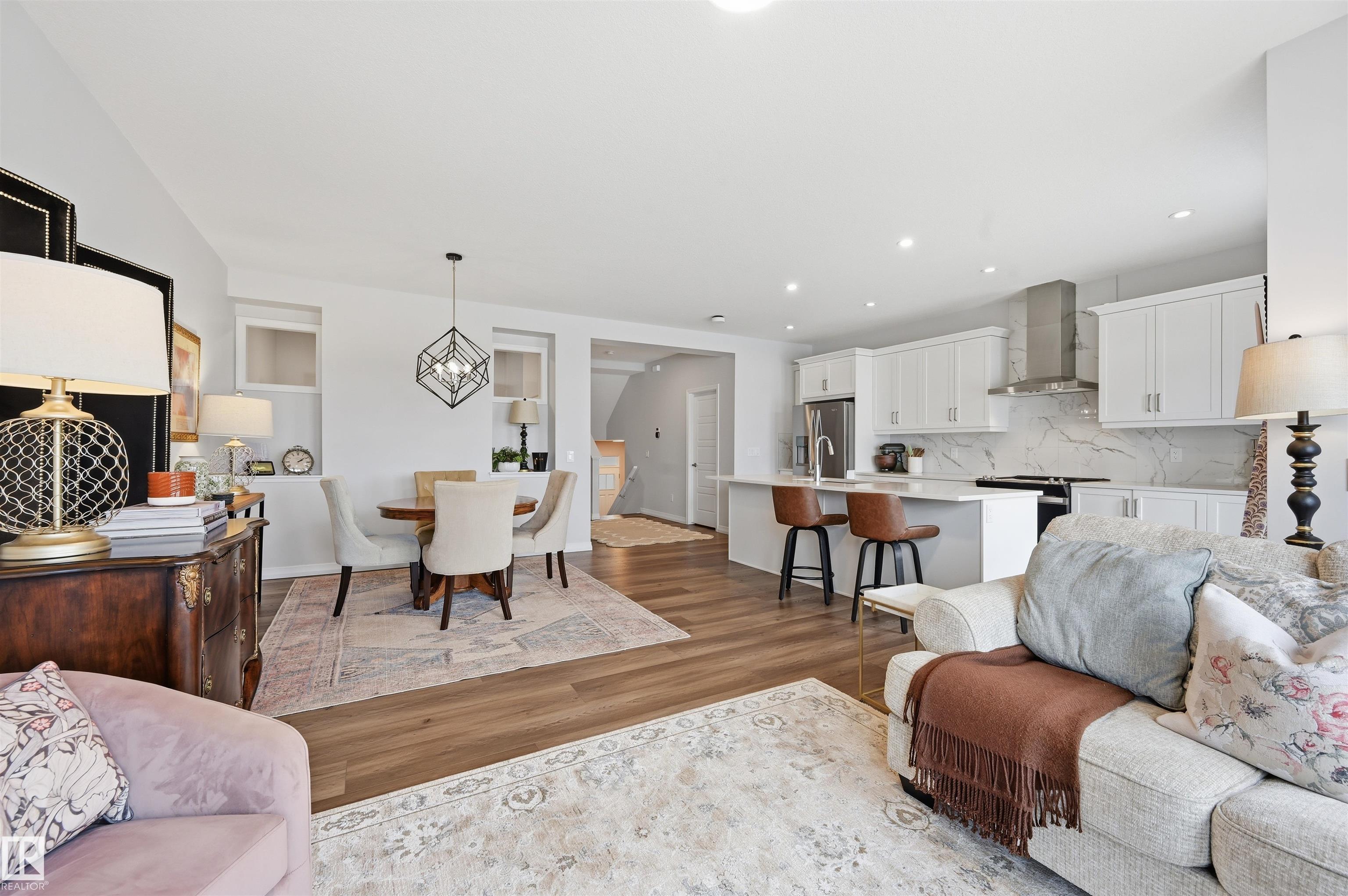 Photo 11 at 2520 206 Street NW, The Uplands, Edmonton