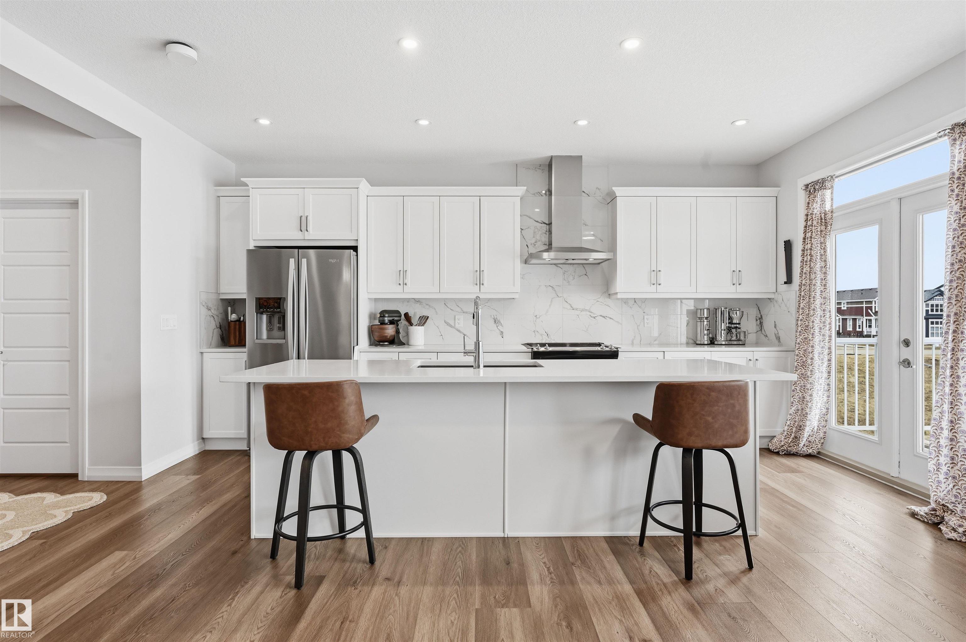 Photo 12 at 2520 206 Street NW, The Uplands, Edmonton