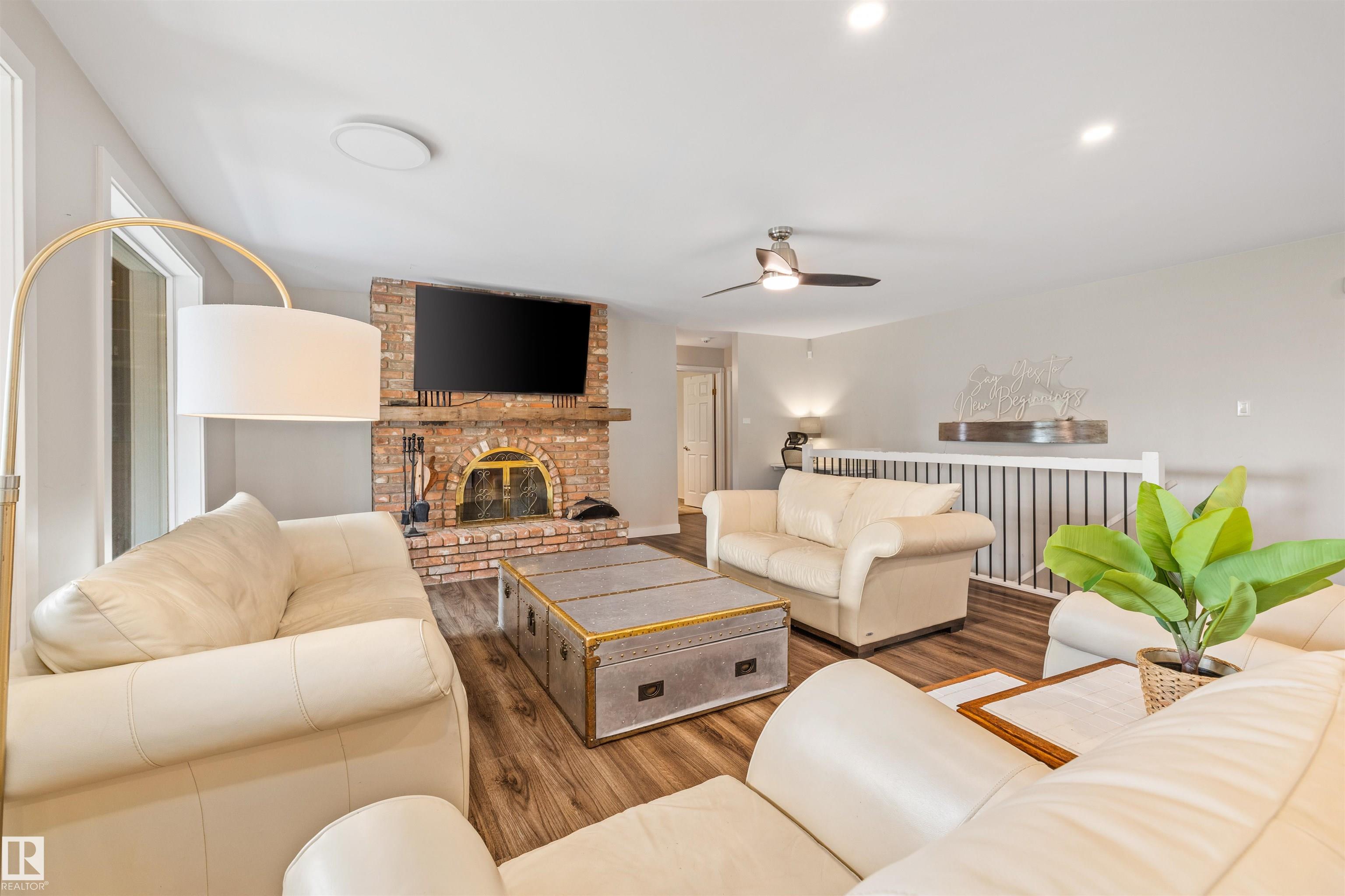Photo 6 at 19 - 24119 Twp Road 554, Grandview Heights, Rural Sturgeon County