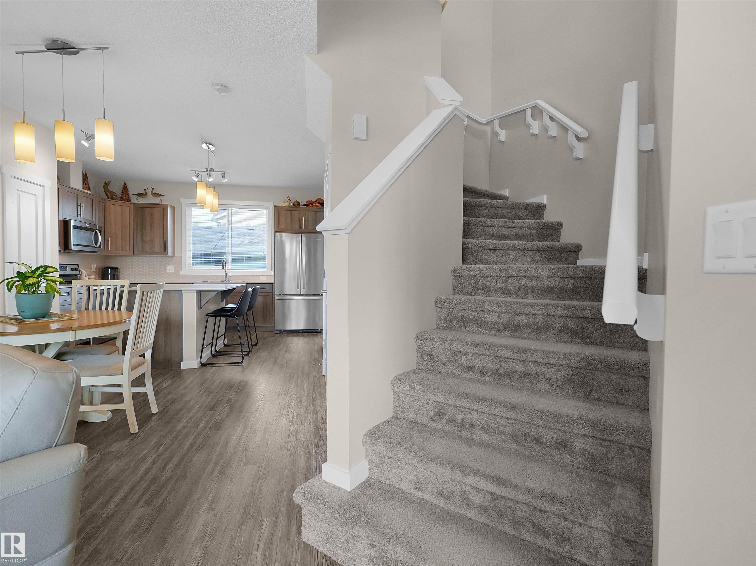 Photo 12 at 2312 Glenridding Boulevard SW, Glenridding Heights, Edmonton