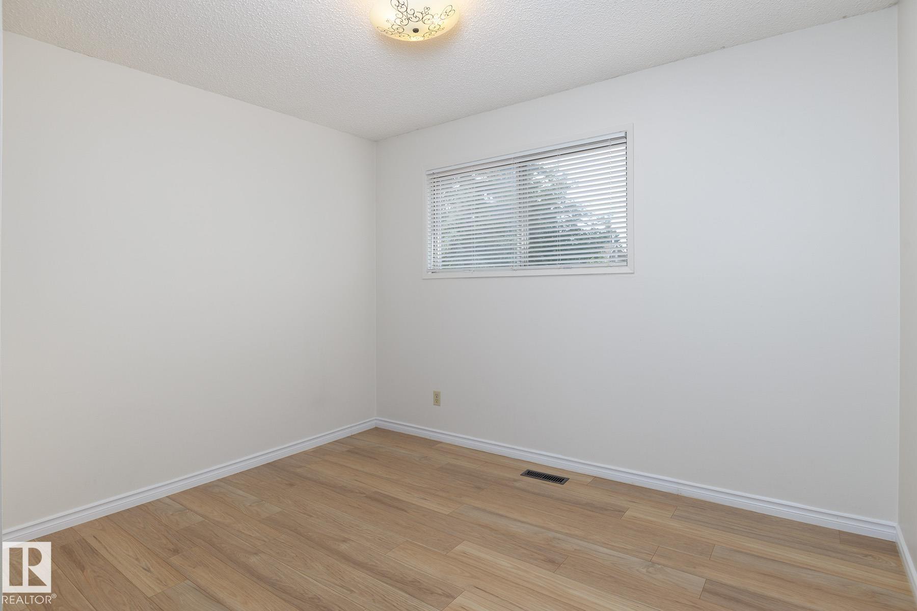 Photo 20 at 18512 98 Avenue NW, La Perle, Edmonton