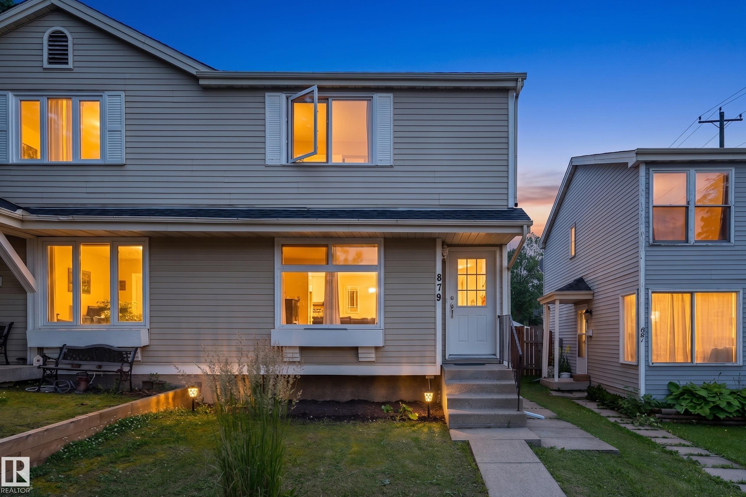 879 VILLAGE ME, Sherwood Park, AB T8A 4L9