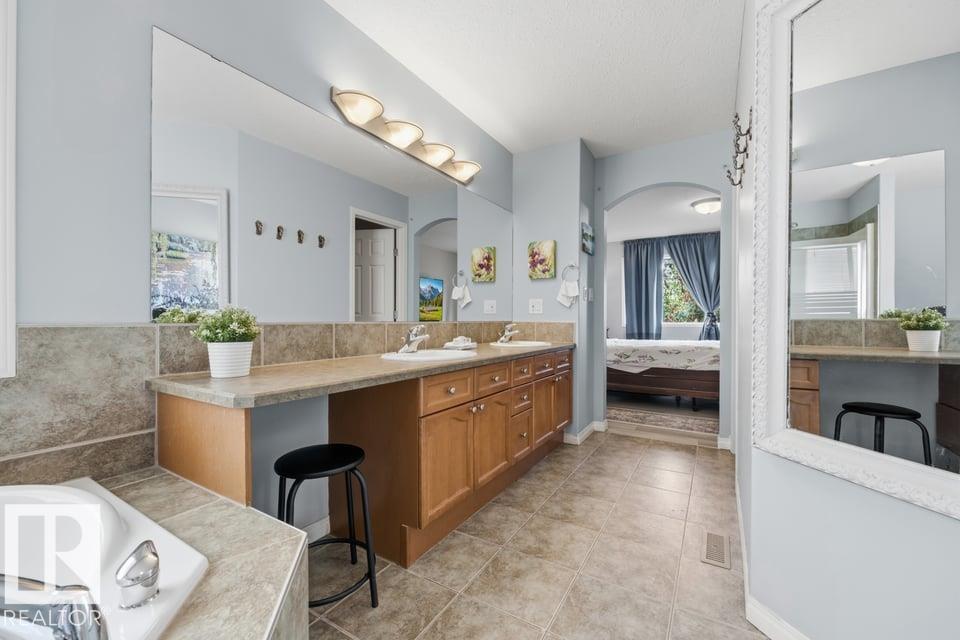 Photo 42 at 22 Bonin, Coloniale Estates, Beaumont