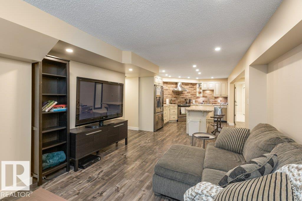 Photo 42 at 45 - 25112 Twp Road 542a, Manor Est Phase II, Rural Sturgeon County
