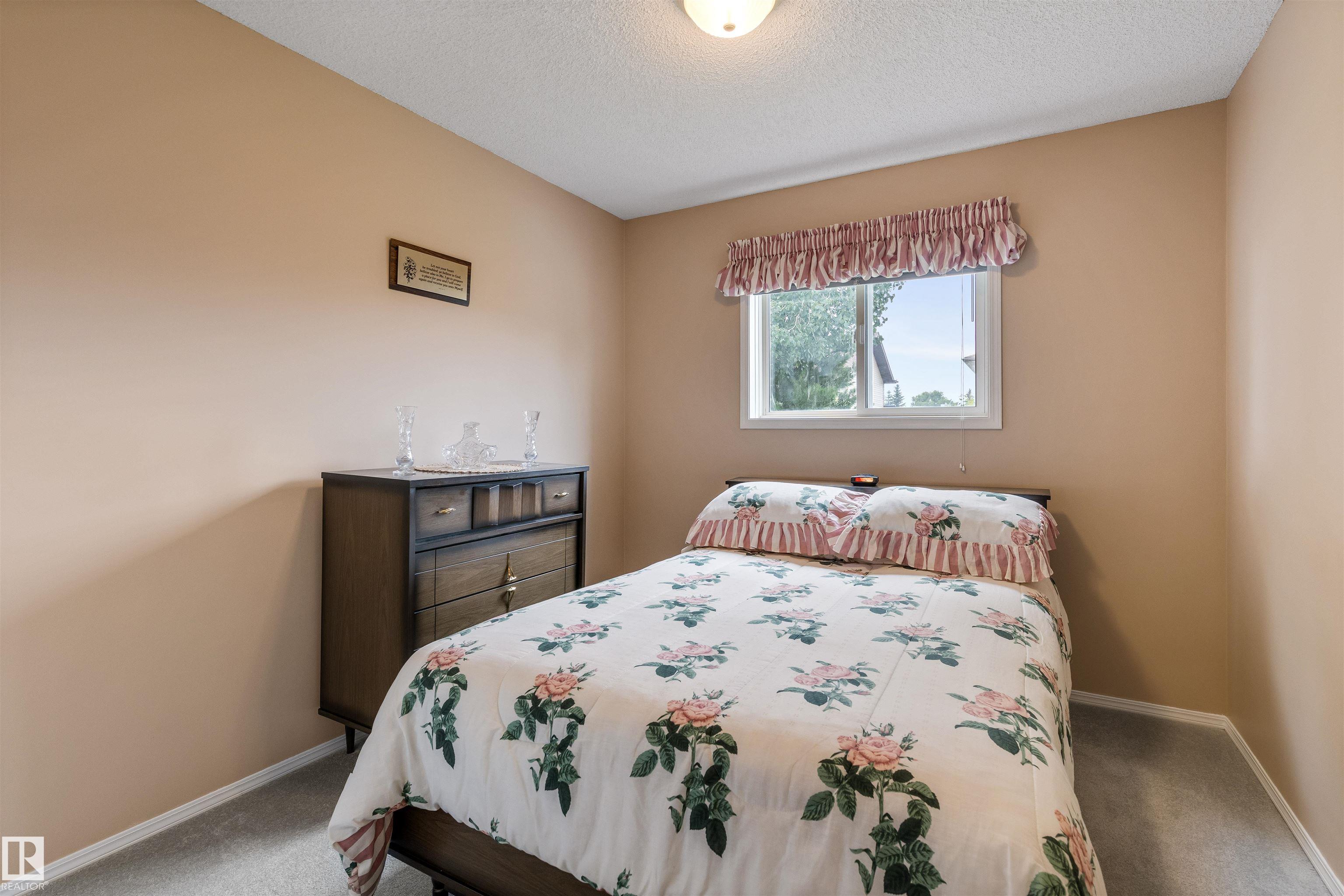 Photo 20 at 2 Dunvegan crest, Deer Ridge, St. Albert