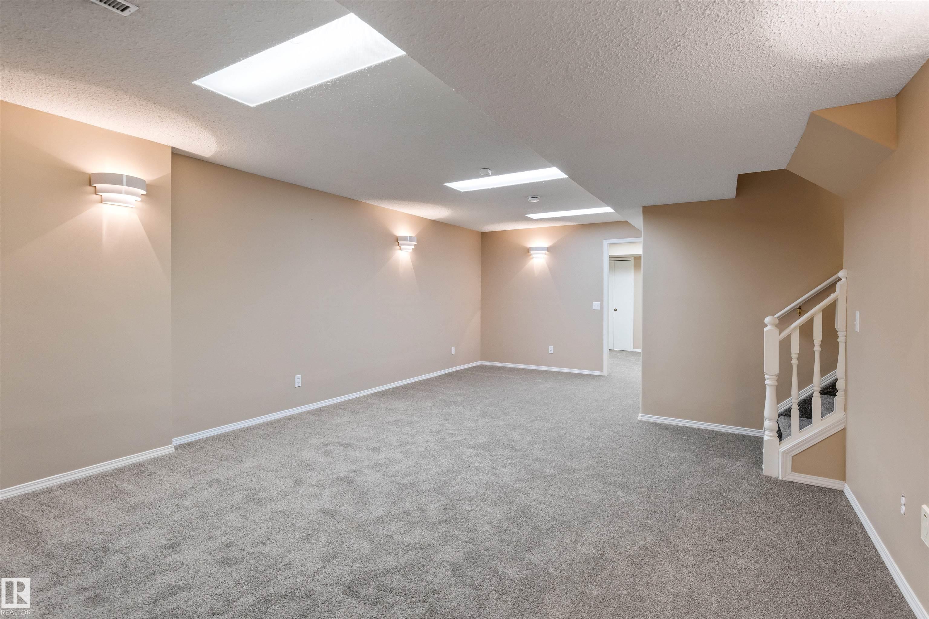 Photo 37 at 2 Dunvegan crest, Deer Ridge, St. Albert