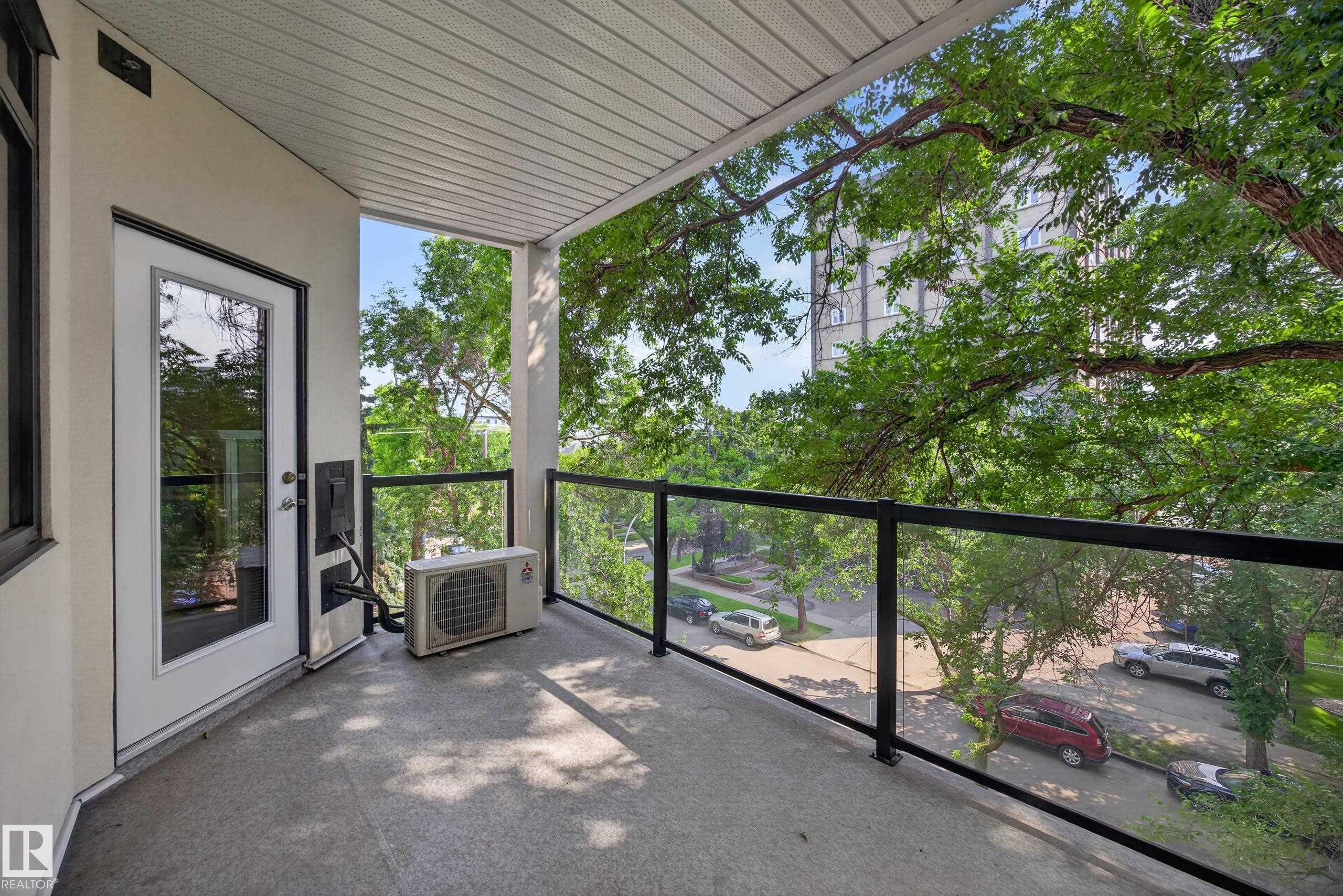 Photo 28 at 401 - 10178 117 Street NW, Wîhkwêntôwin, Edmonton