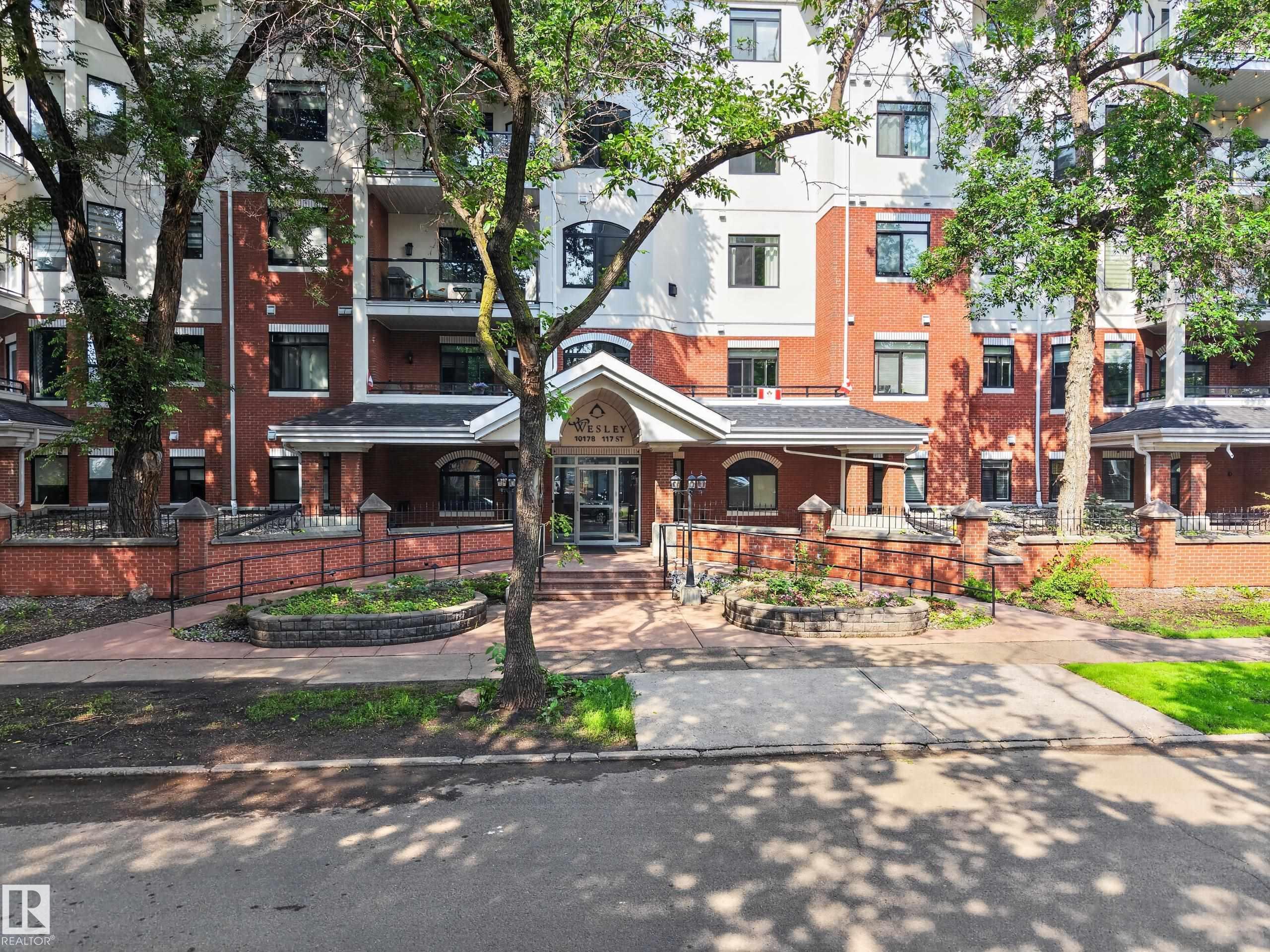 Photo 47 at 401 - 10178 117 Street NW, Wîhkwêntôwin, Edmonton