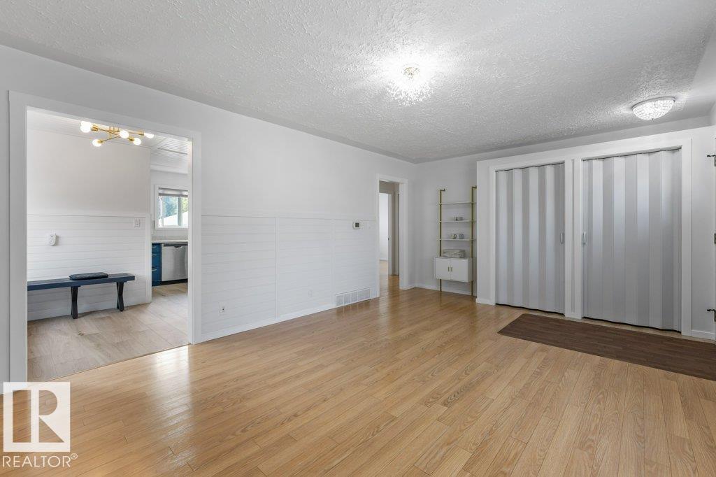 Photo 7 at 2 Mill Drive, Mission, St. Albert
