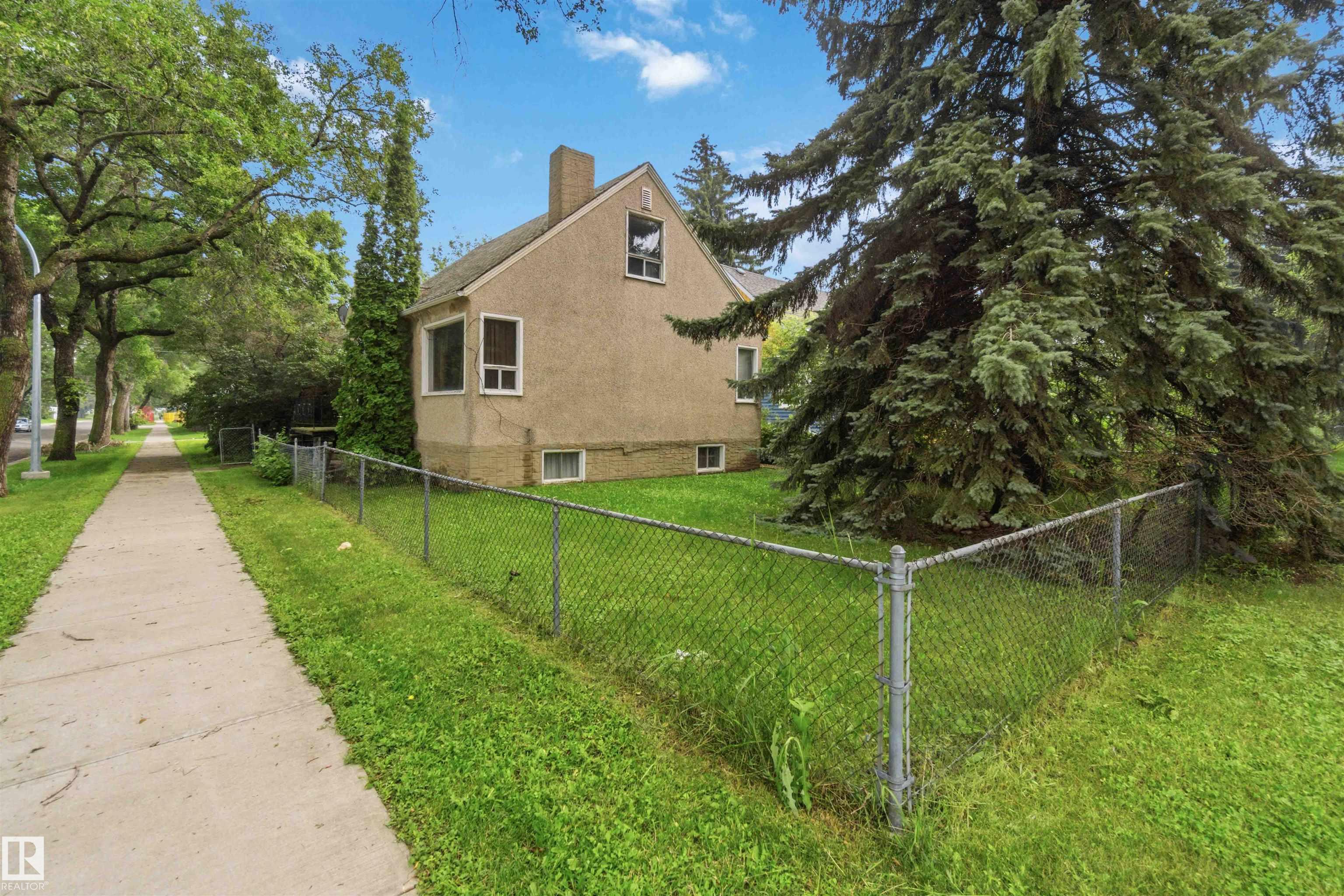 12243 104 Street NW, Westwood, Edmonton
