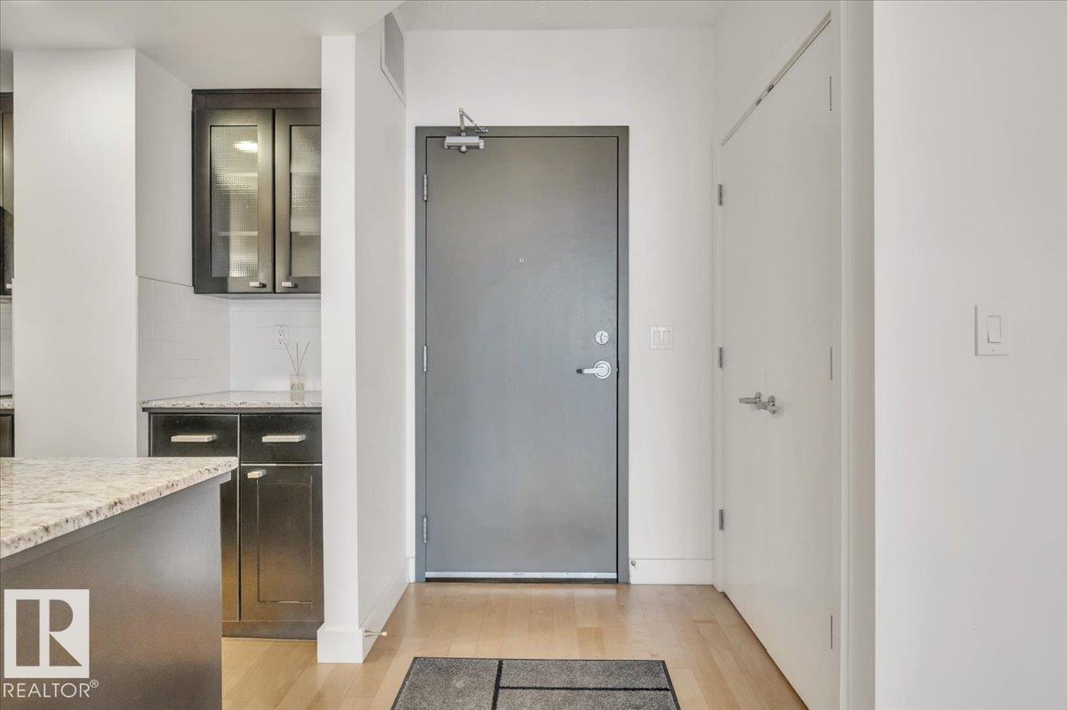 Photo 8 at 503 - 10028 119 Street NW, Wîhkwêntôwin, Edmonton