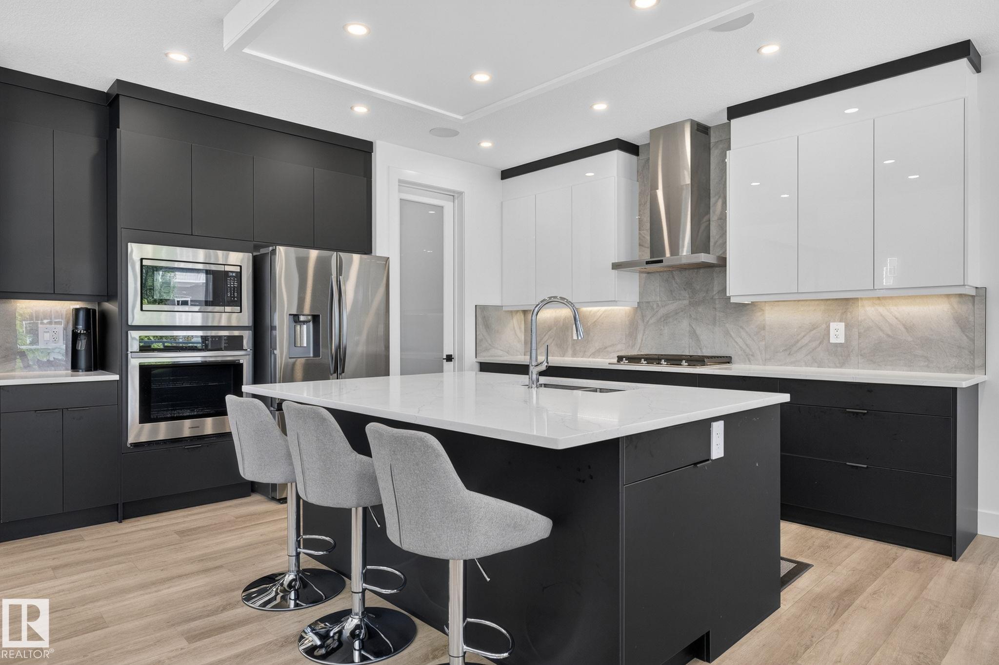 Photo 13 at 16304 19 Avenue SW, Glenridding Heights, Edmonton